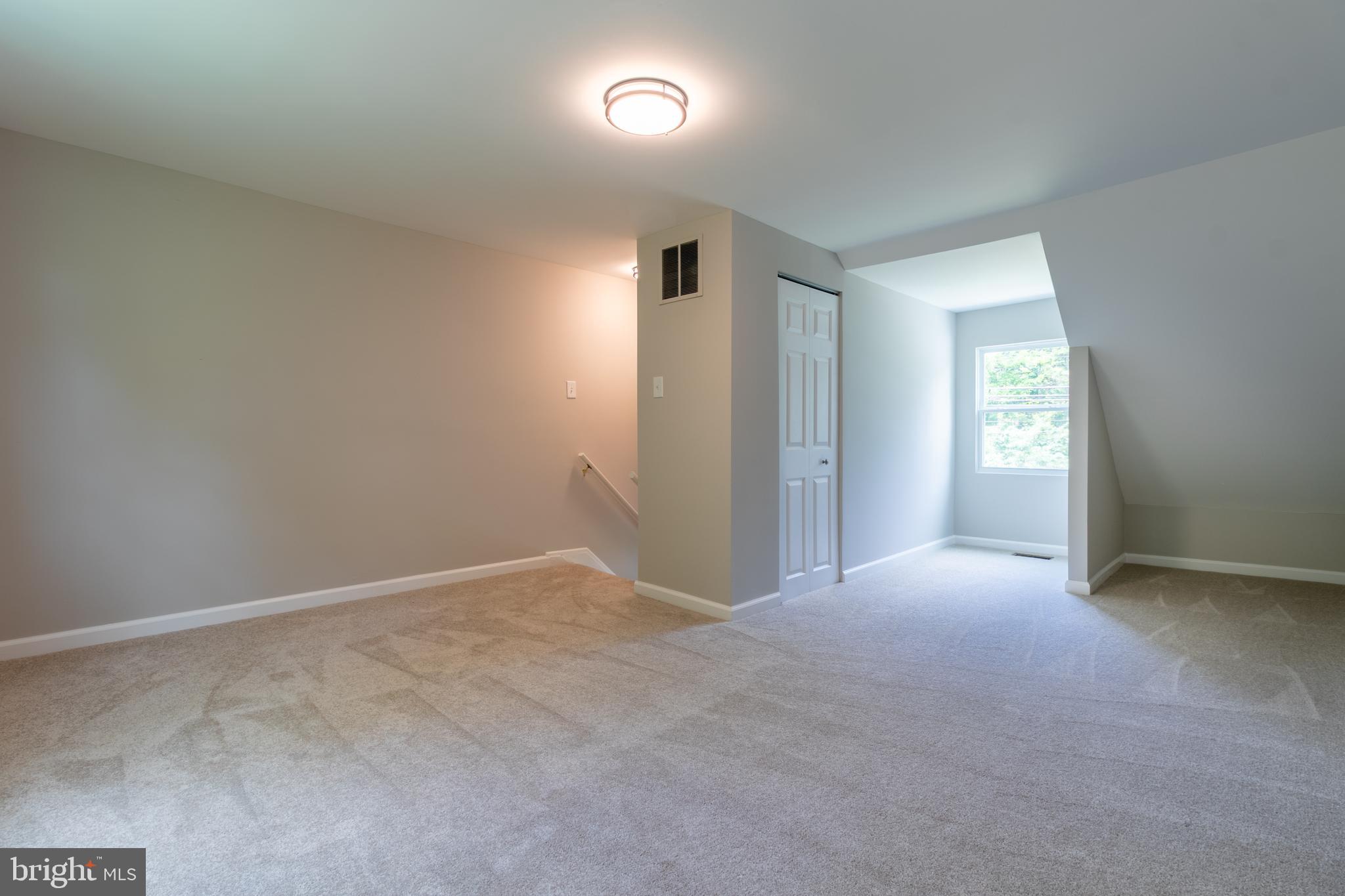 GLENDALE - Residential