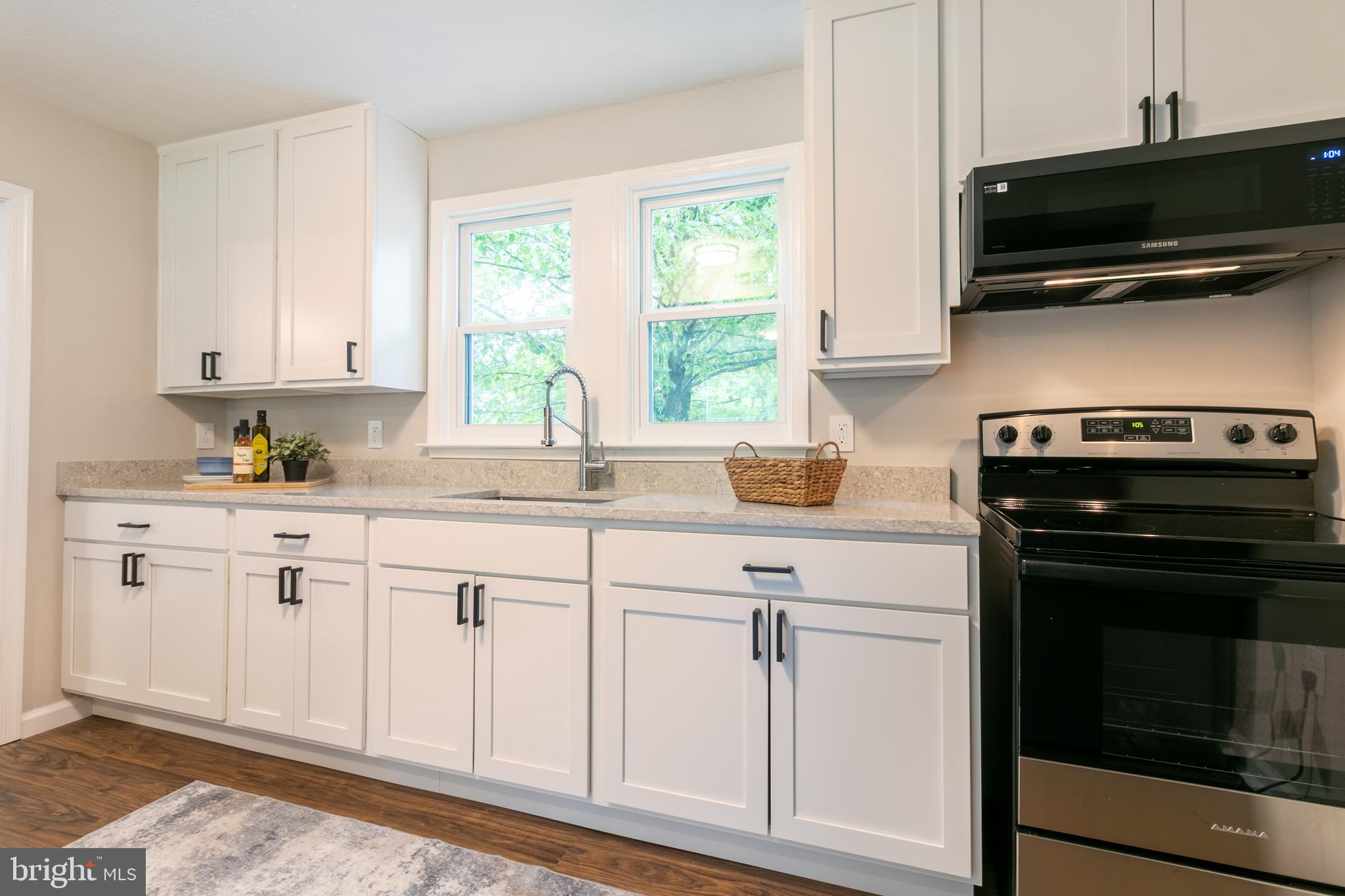 GLENDALE - Residential