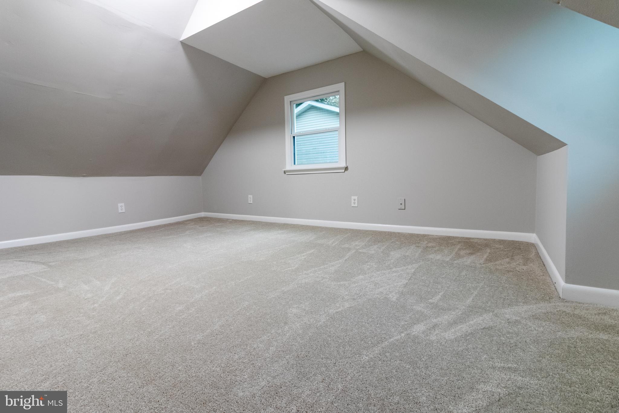 GLENDALE - Residential