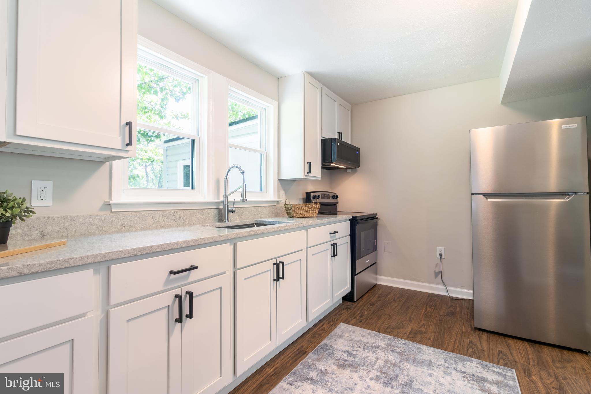 GLENDALE - Residential