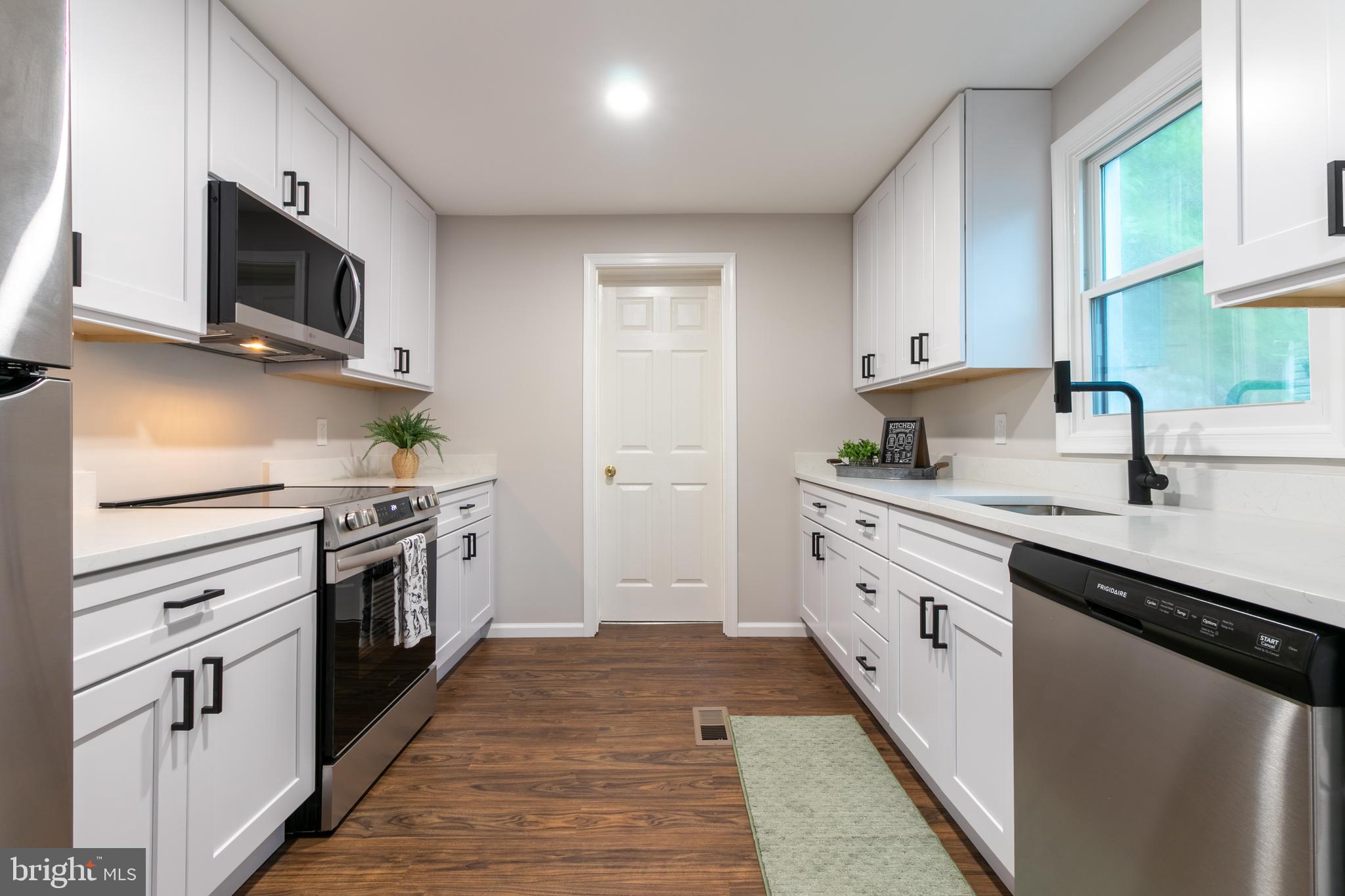 GLENDALE - Residential