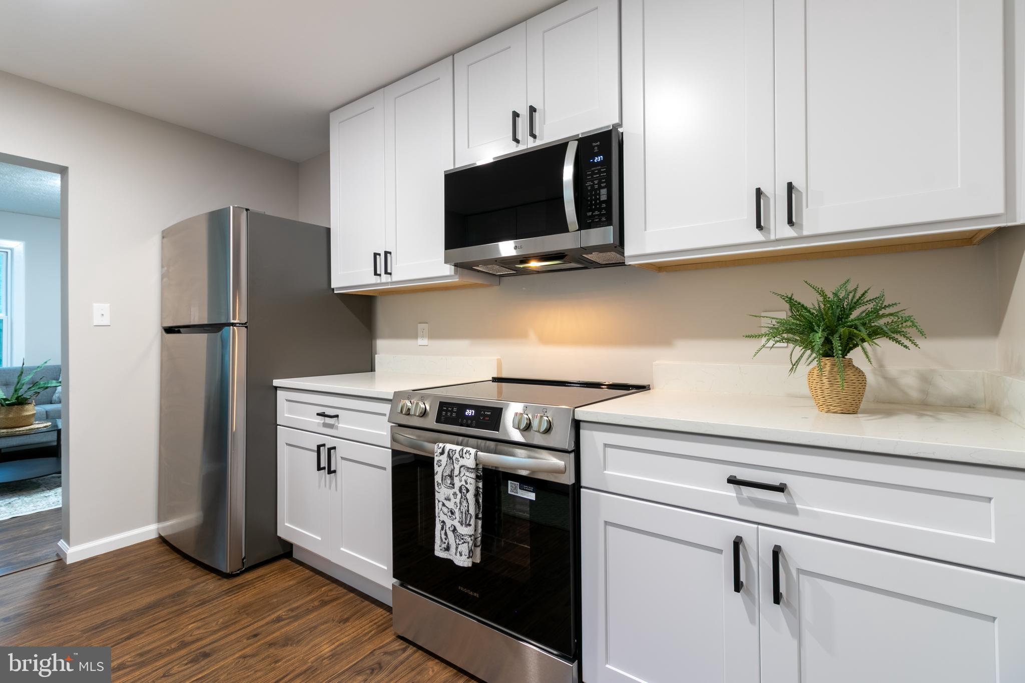 GLENDALE - Residential