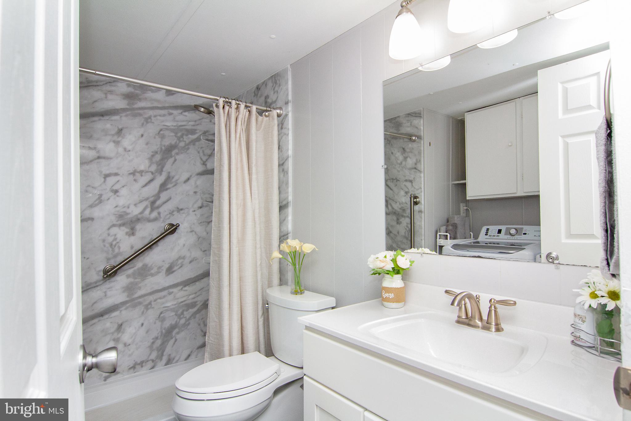 HILLANDALE HOMES - Residential