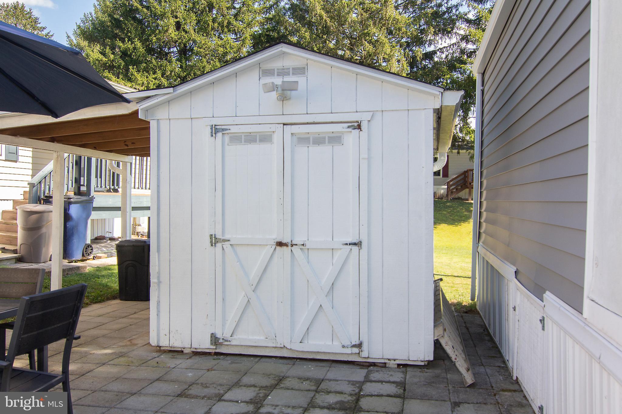 HILLANDALE HOMES - Residential