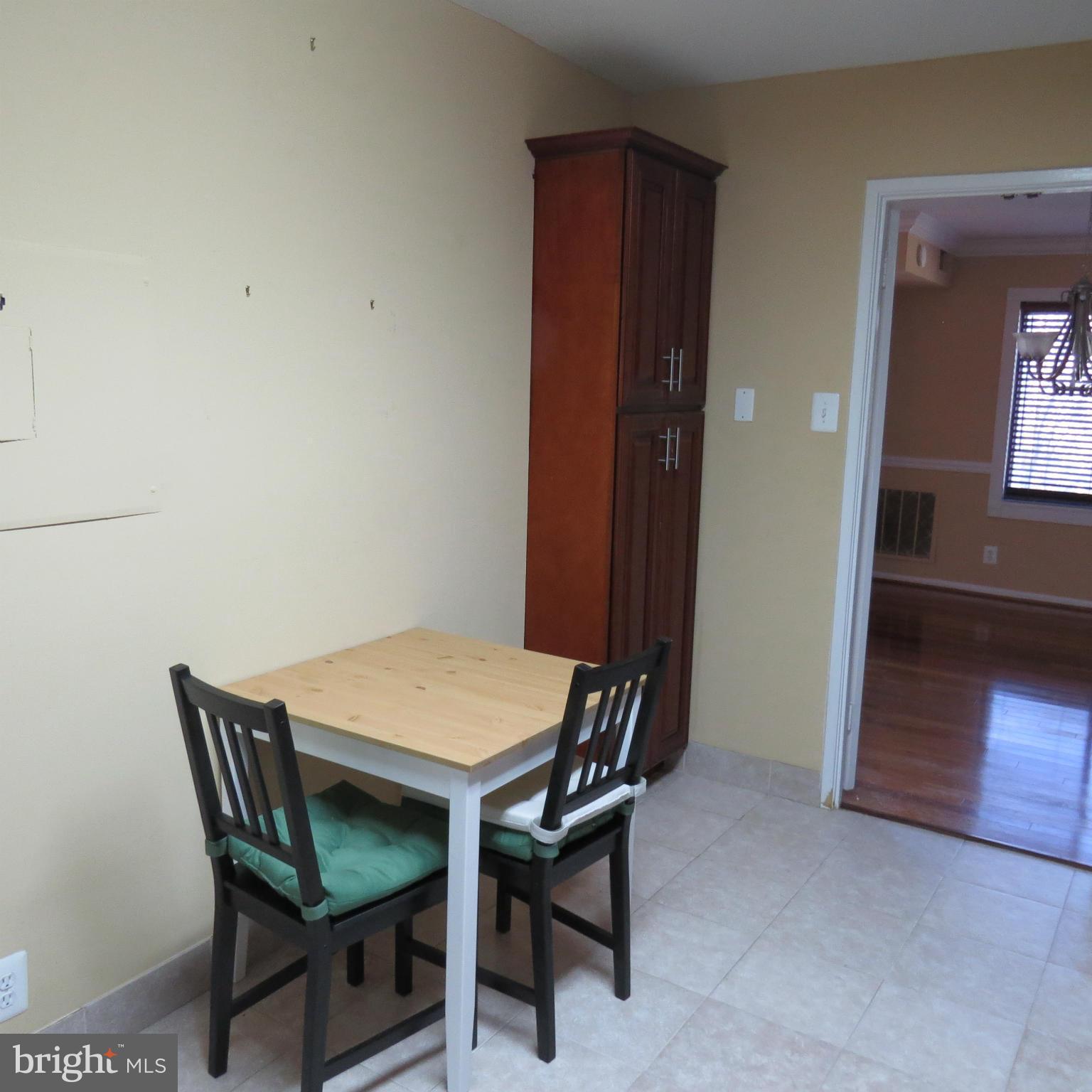 WATERGATE AT LANDMARK - Residential Lease