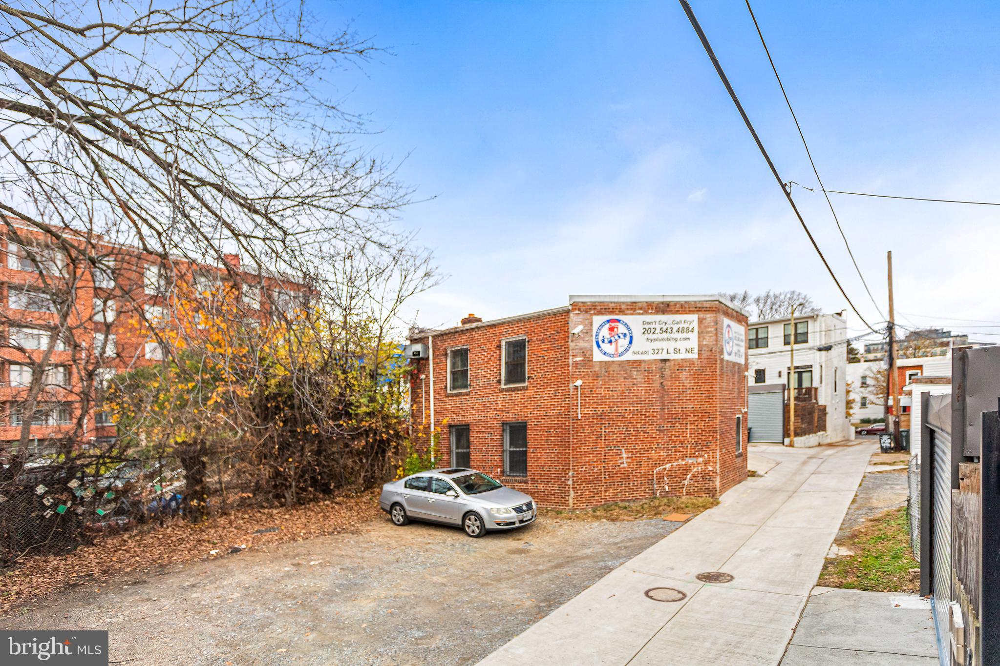 327 Rear L STREET NE