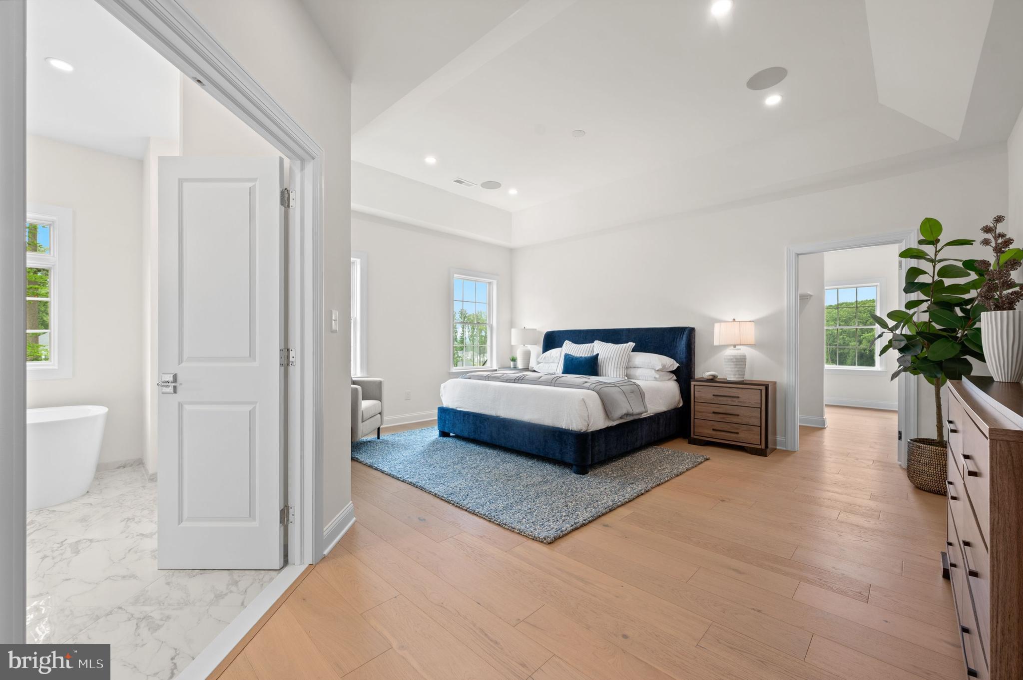 VILLAGE OF FOUR SEASONS - Residential