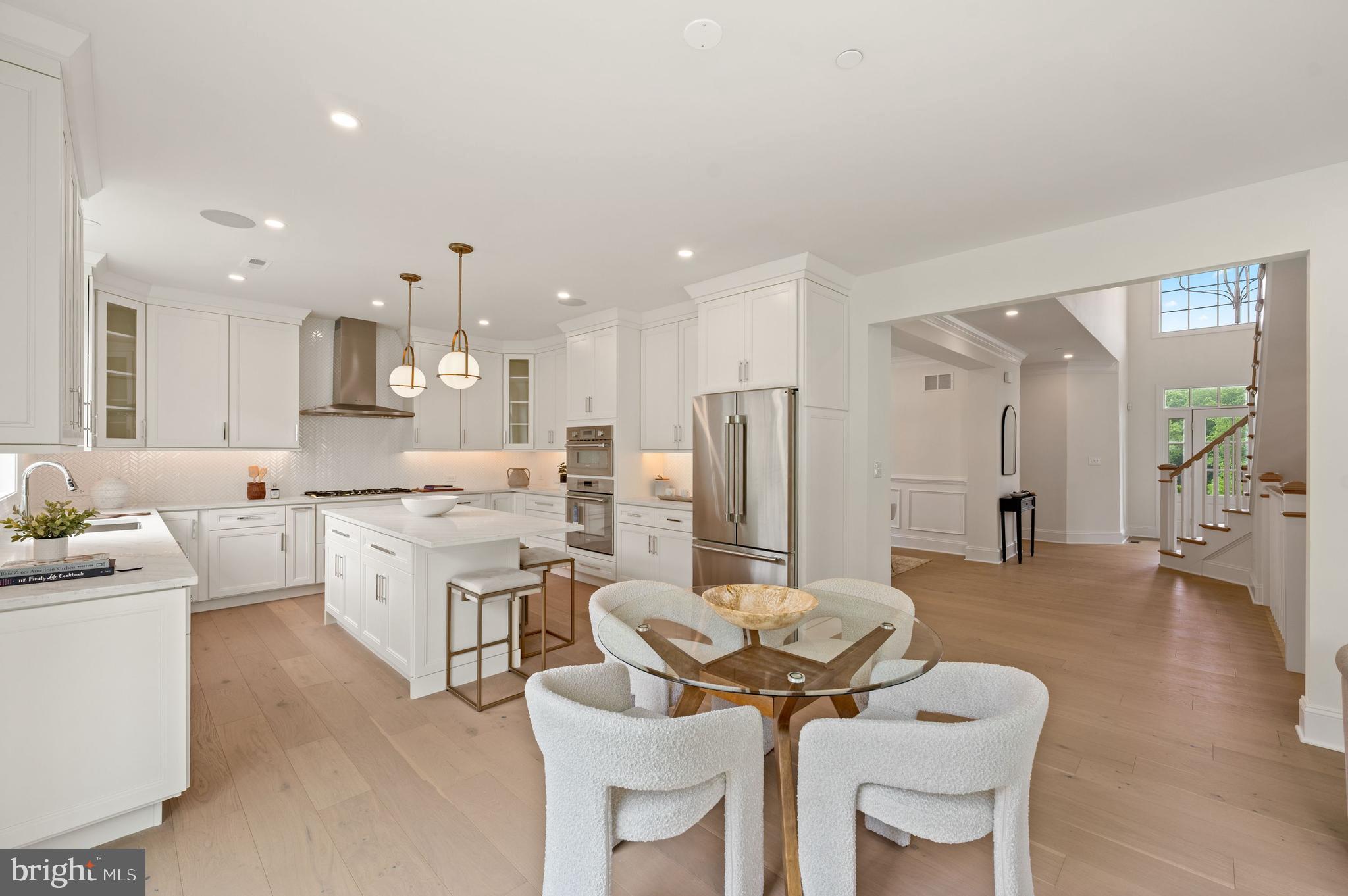 VILLAGE OF FOUR SEASONS - Residential