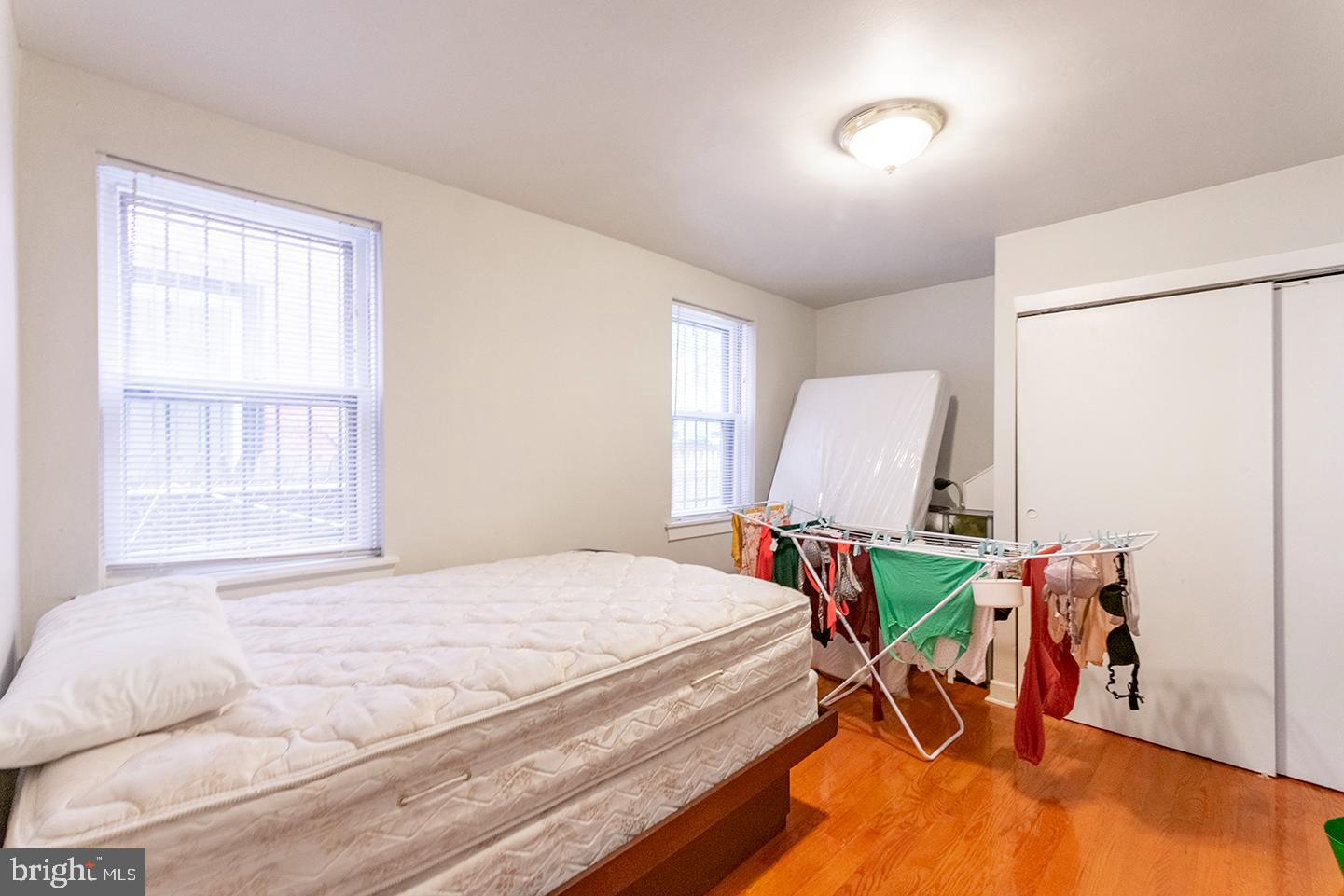 GRADUATE HOSPITAL - Residential Lease