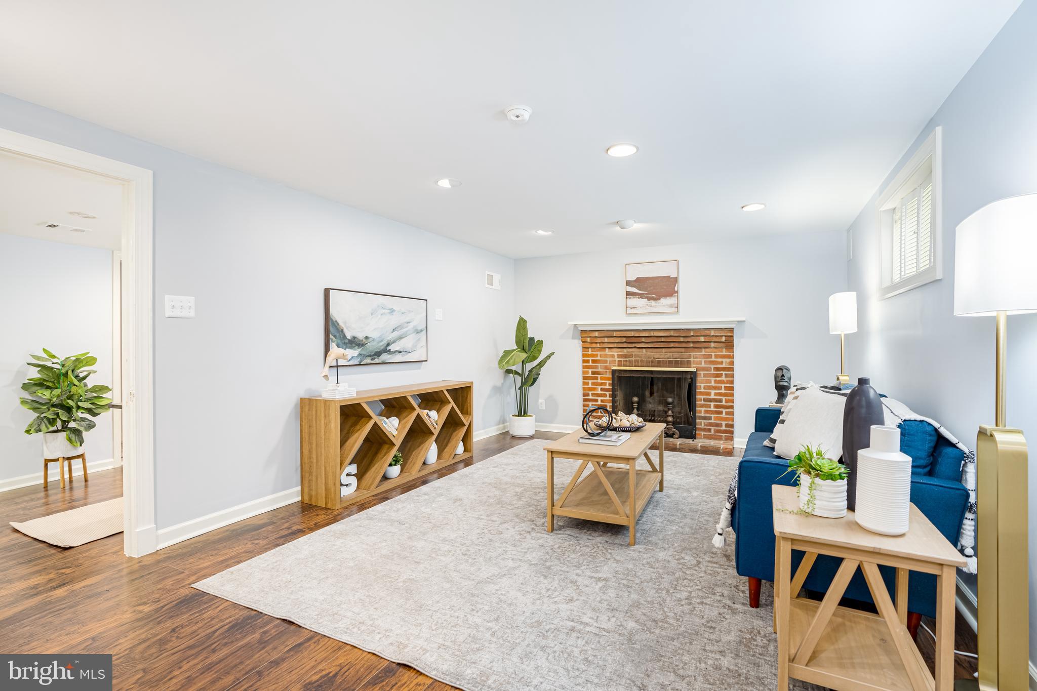 ROLLINGWOOD - Residential