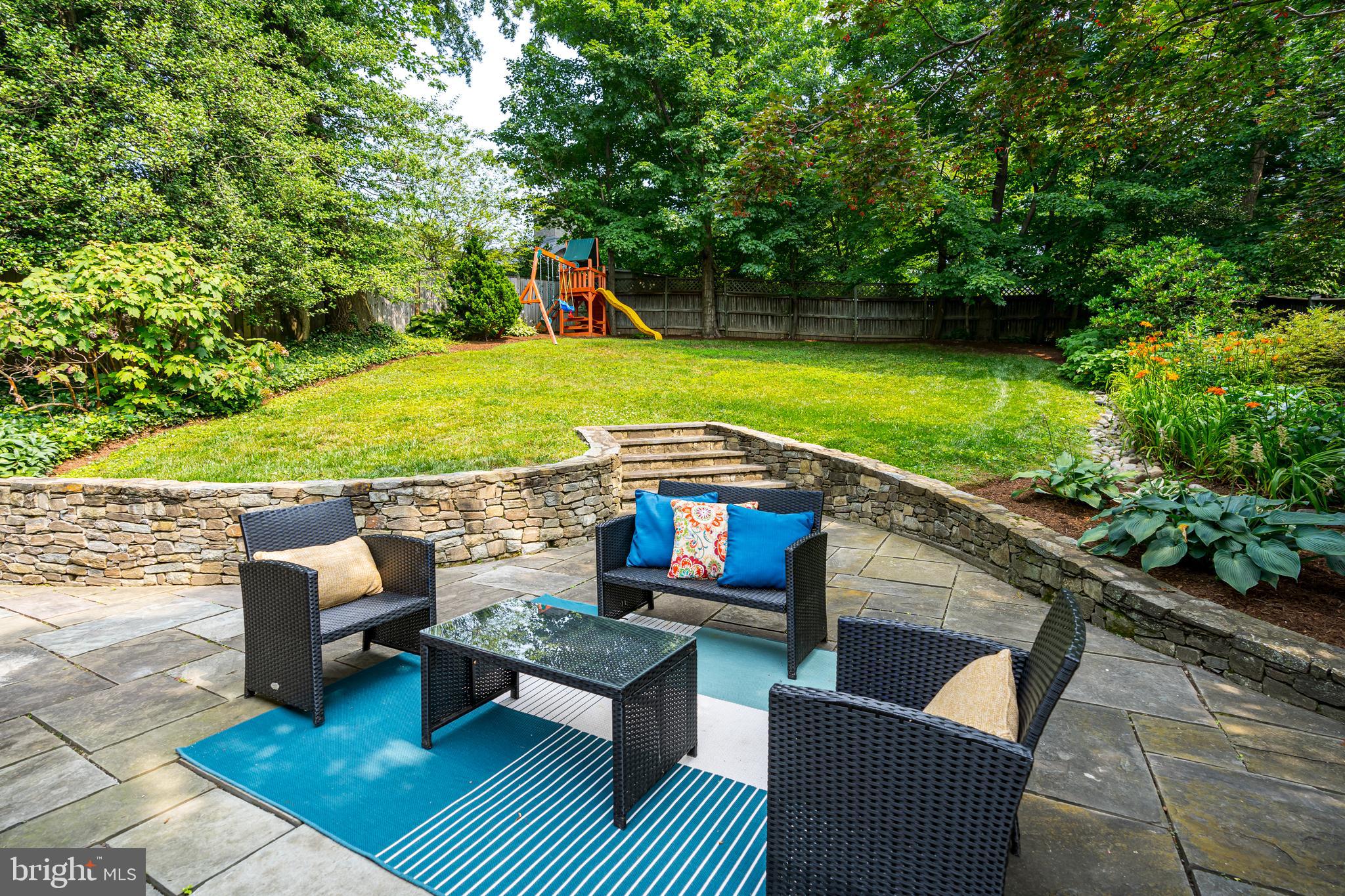 ROLLINGWOOD - Residential