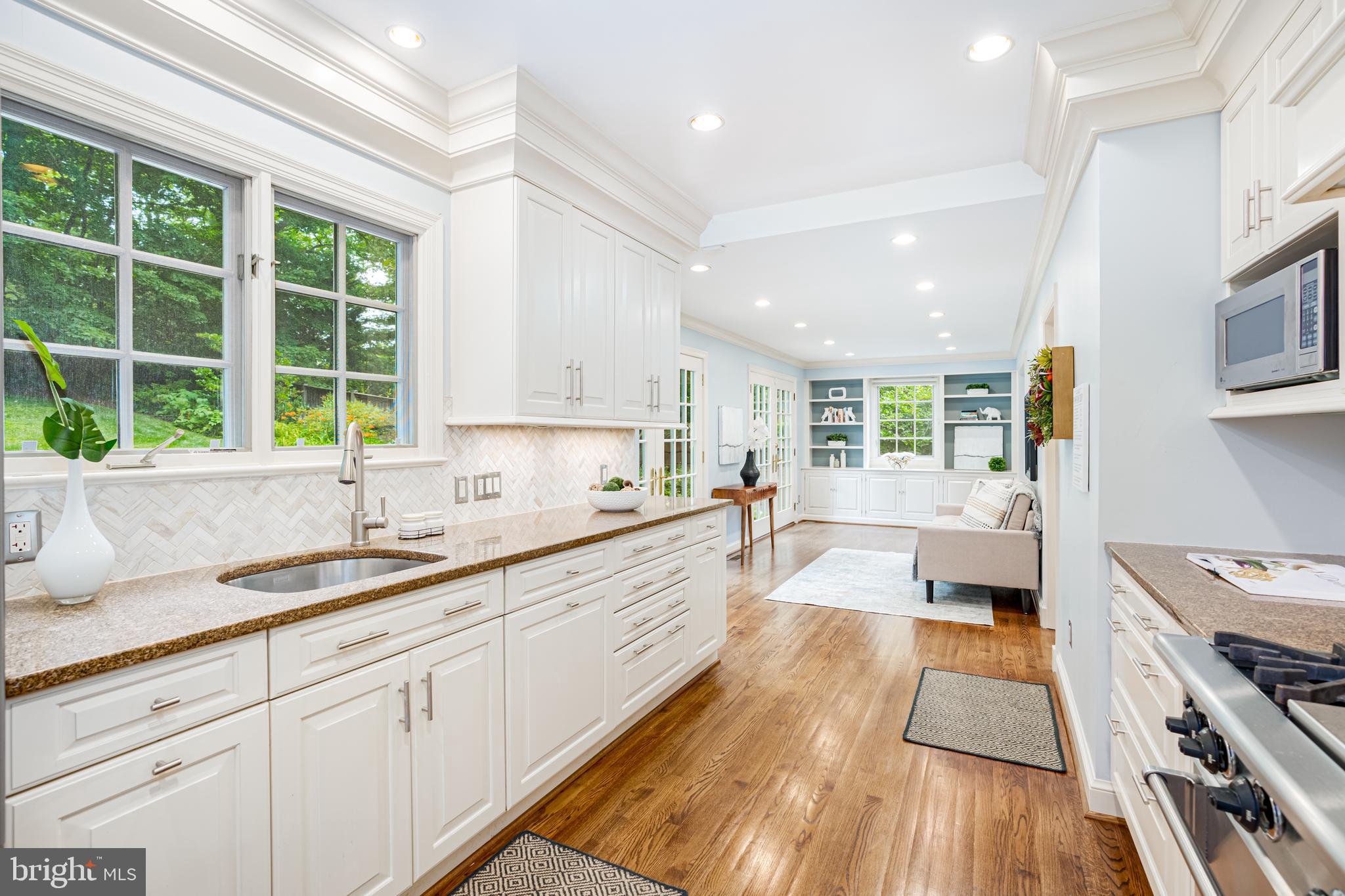 ROLLINGWOOD - Residential