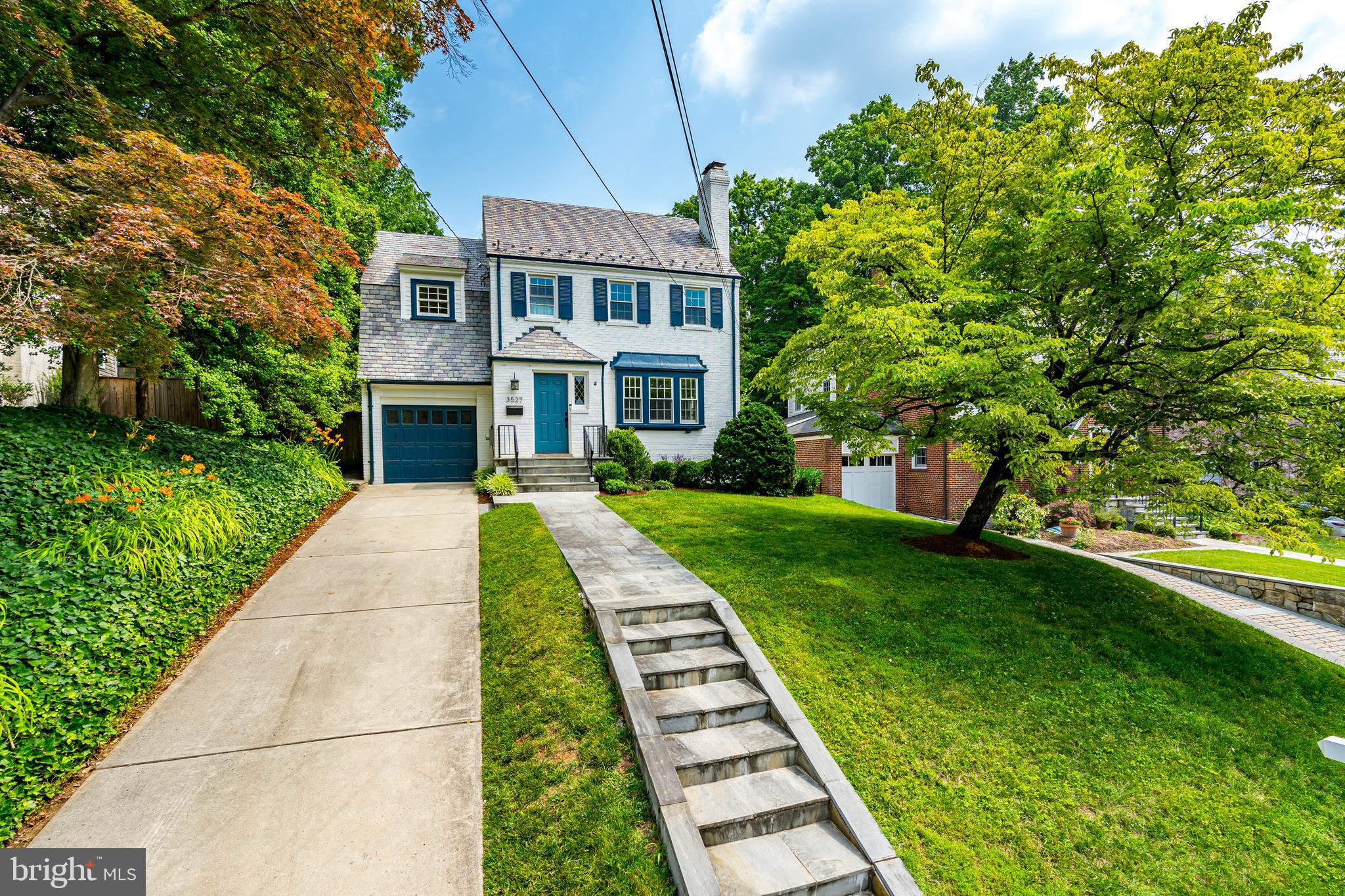 ROLLINGWOOD - Residential