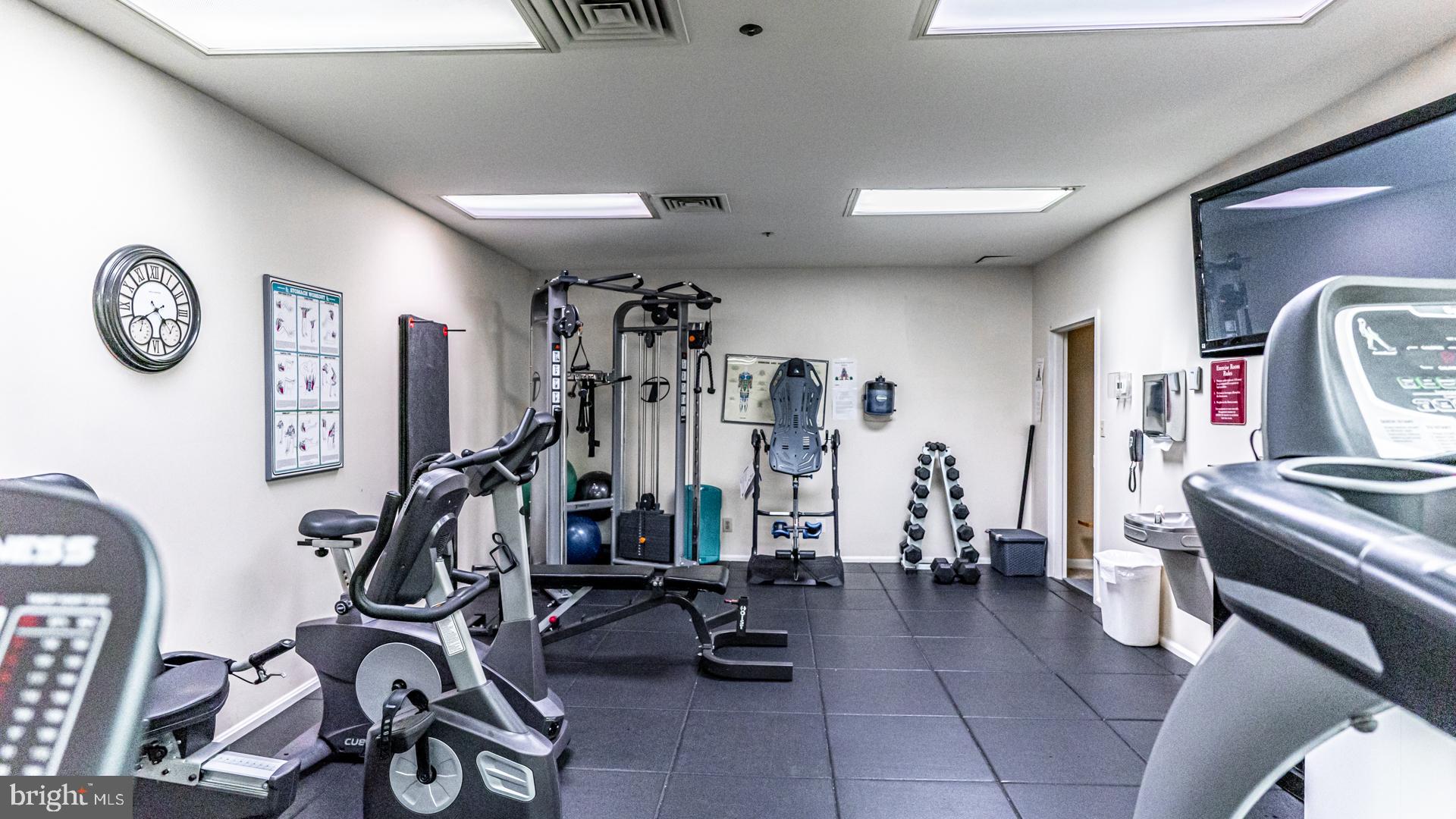 BRADDOCK PLACE - Residential Lease