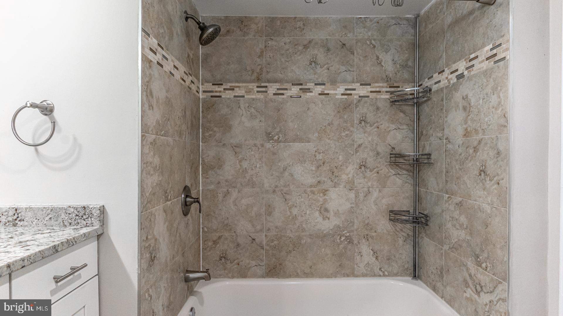 BRADDOCK PLACE - Residential Lease