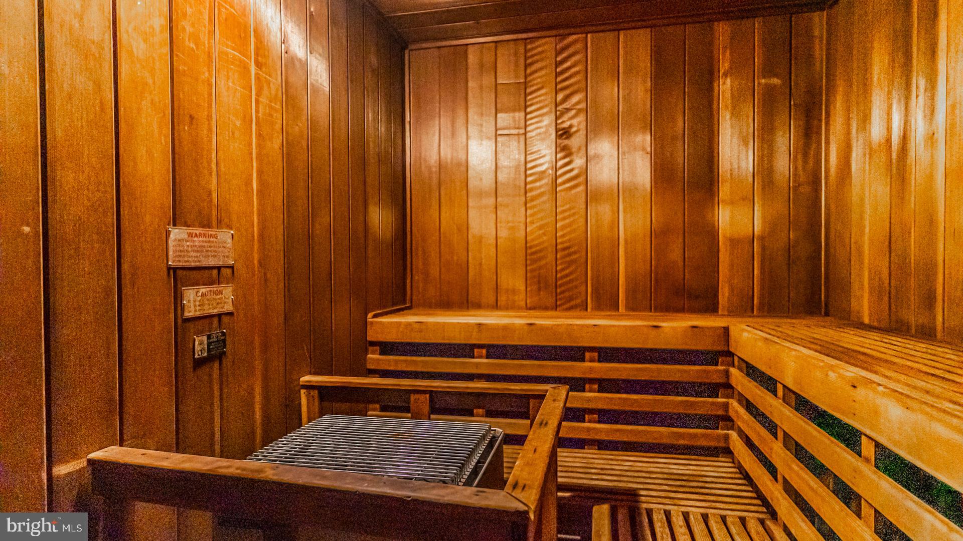 BRADDOCK PLACE - Residential Lease