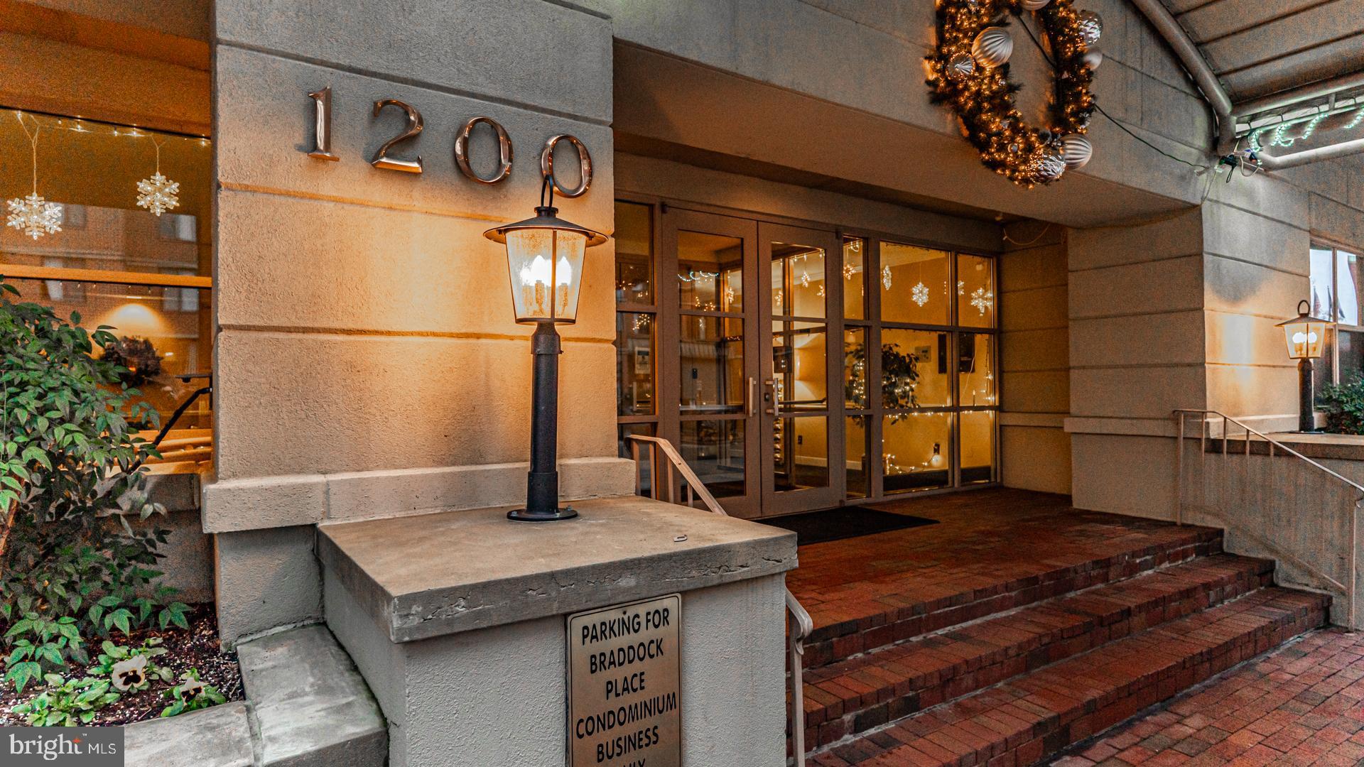 BRADDOCK PLACE - Residential Lease