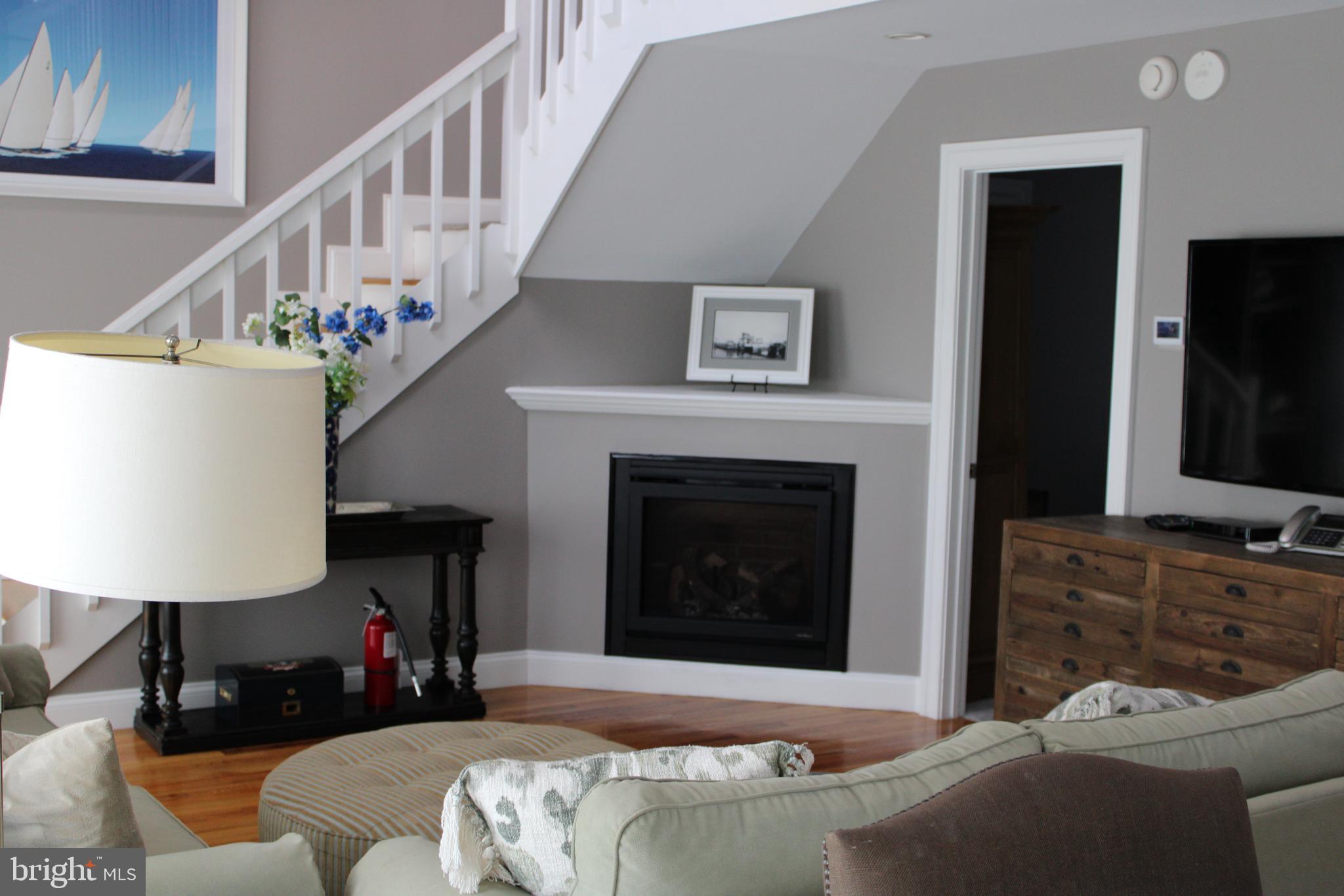 TILGHMAN ISLAND - Residential