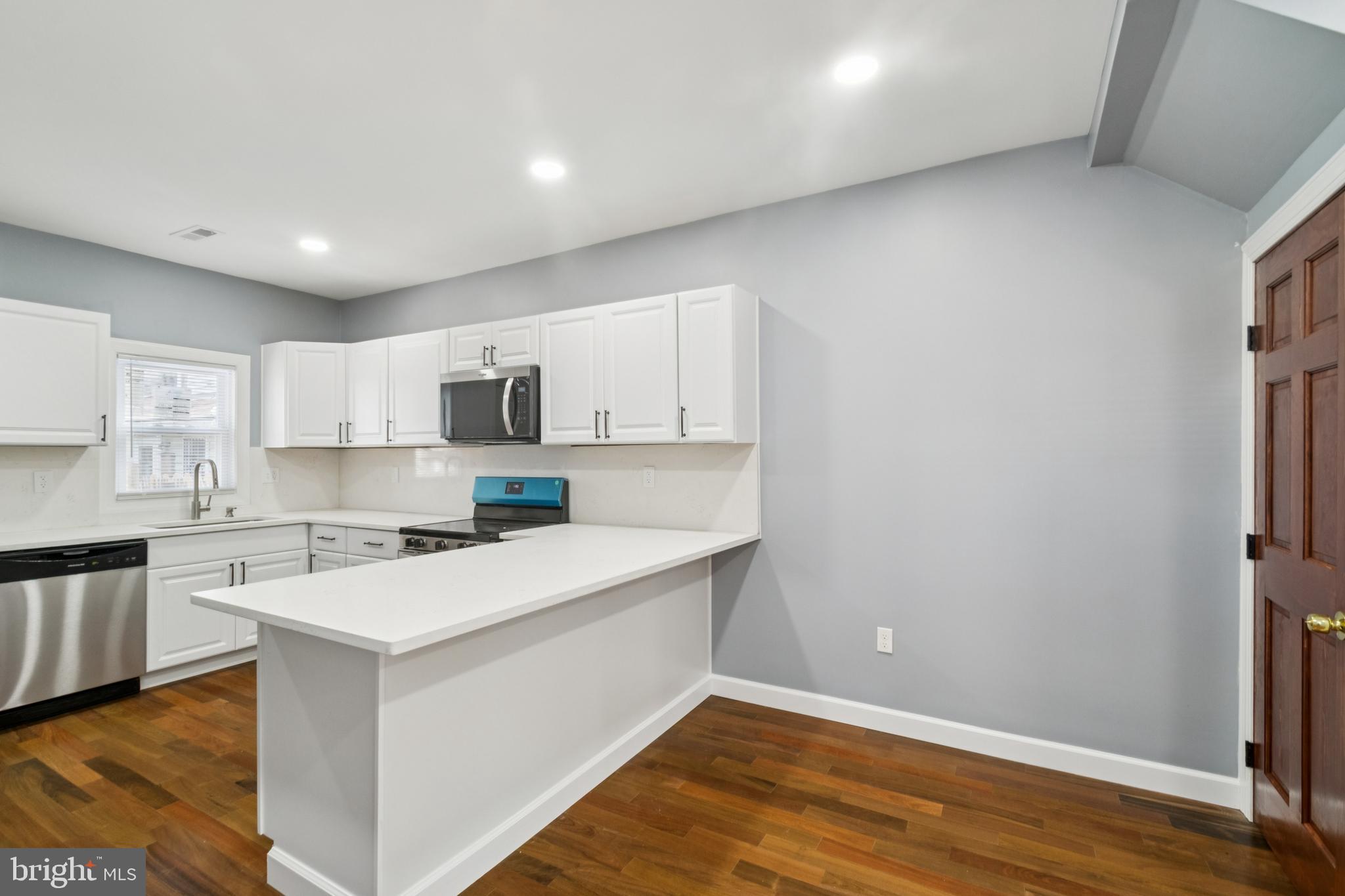 BROOKLYN - Residential