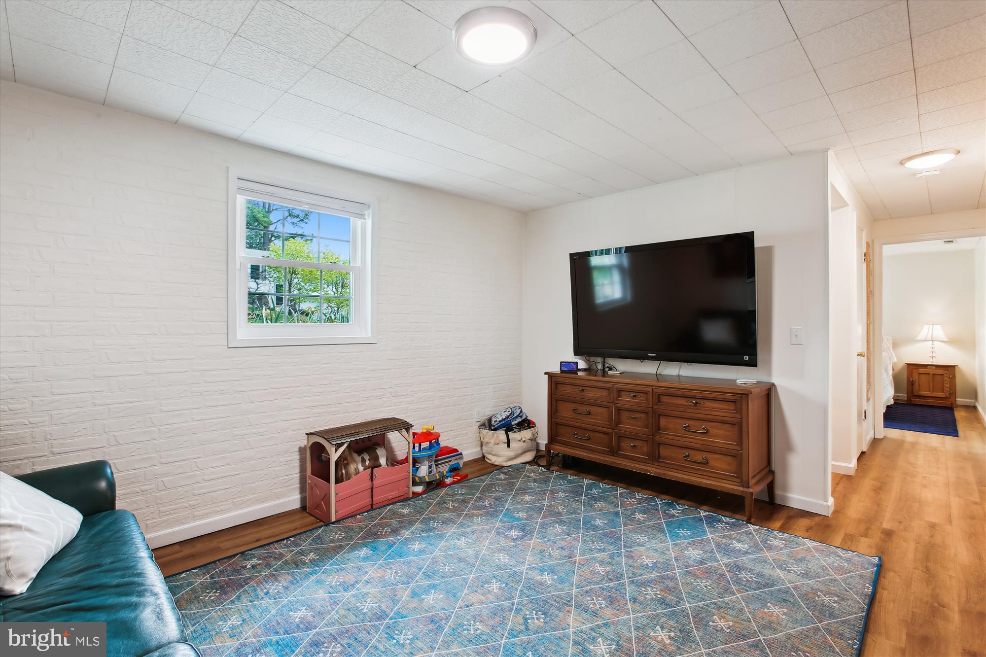 CARDINAL ESTATES - Residential