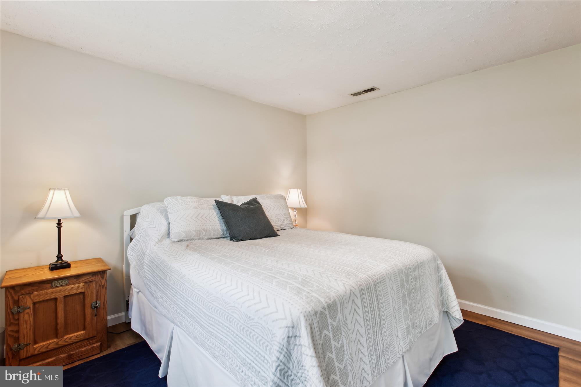 CARDINAL ESTATES - Residential