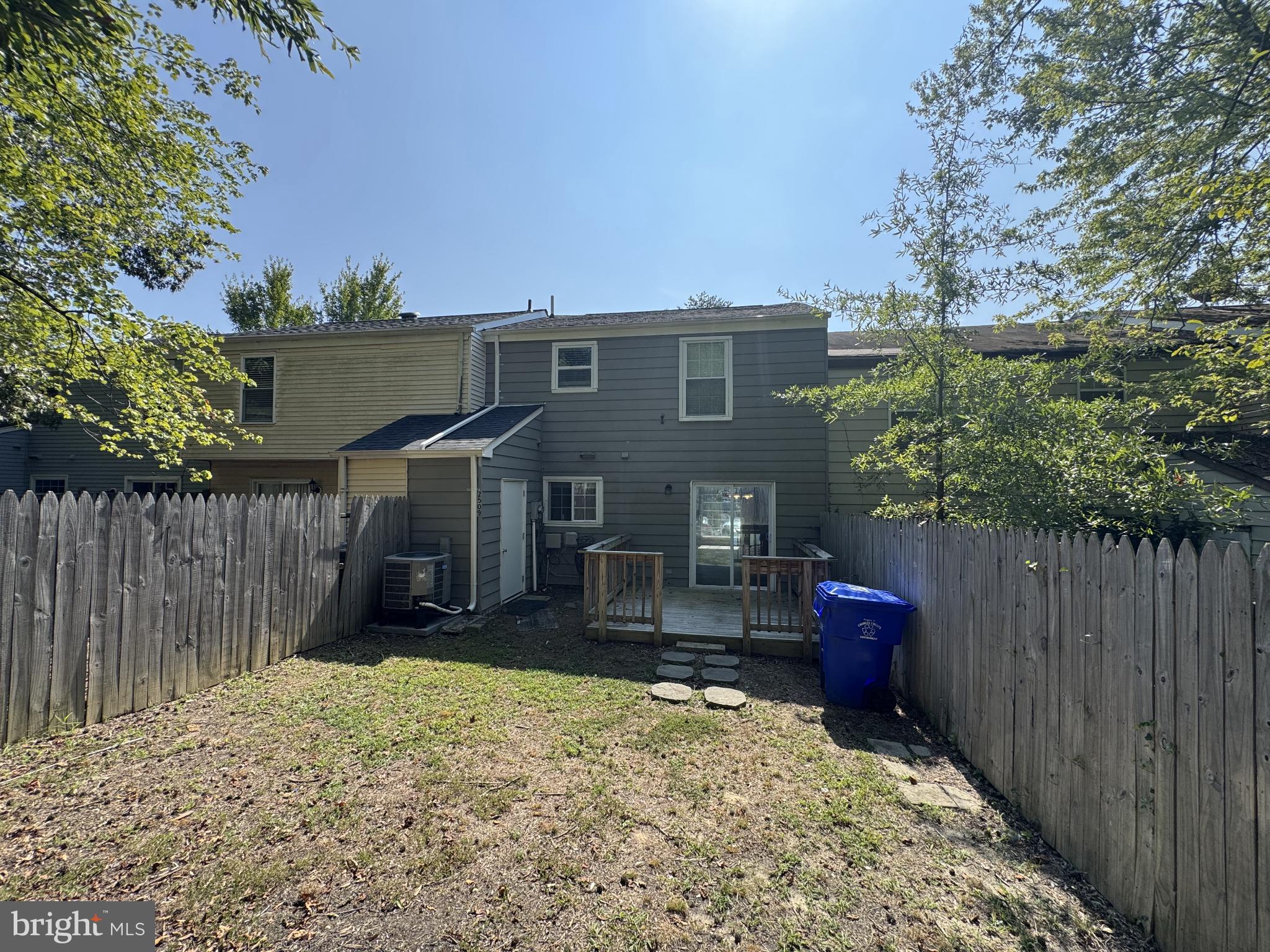 WAKEFIELD NEIGHBORHOOD - Residential