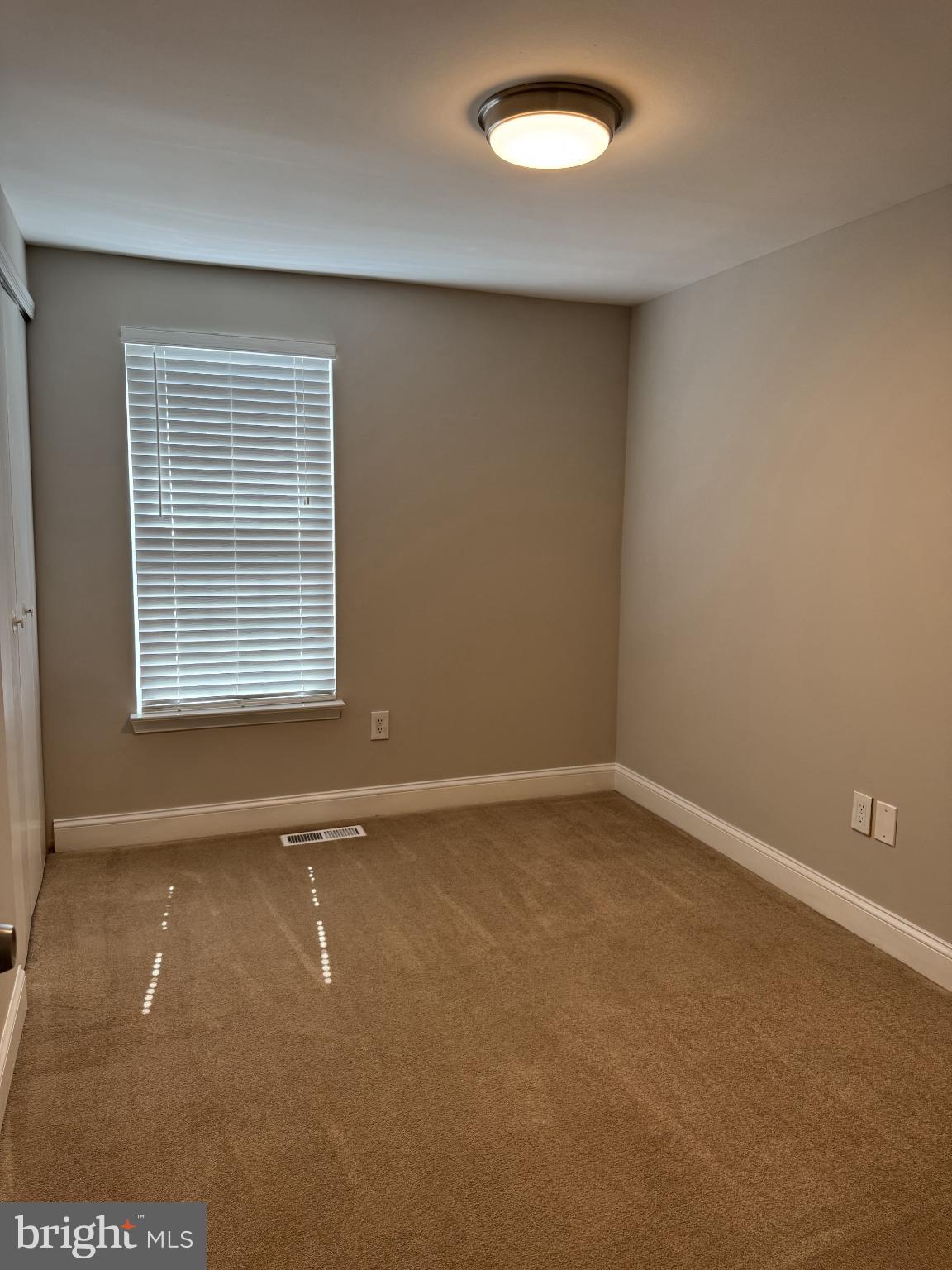 WAKEFIELD NEIGHBORHOOD - Residential