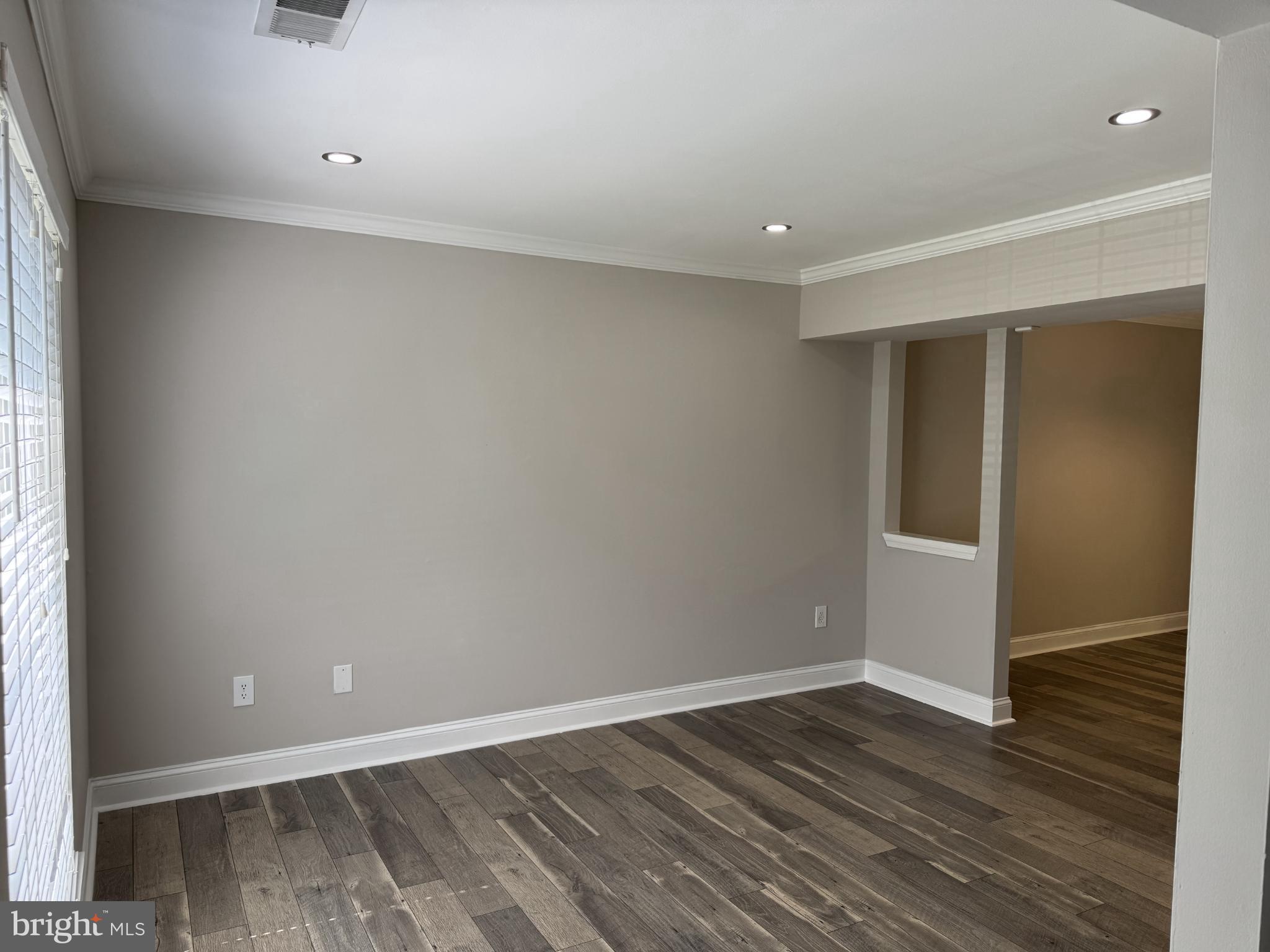 WAKEFIELD NEIGHBORHOOD - Residential