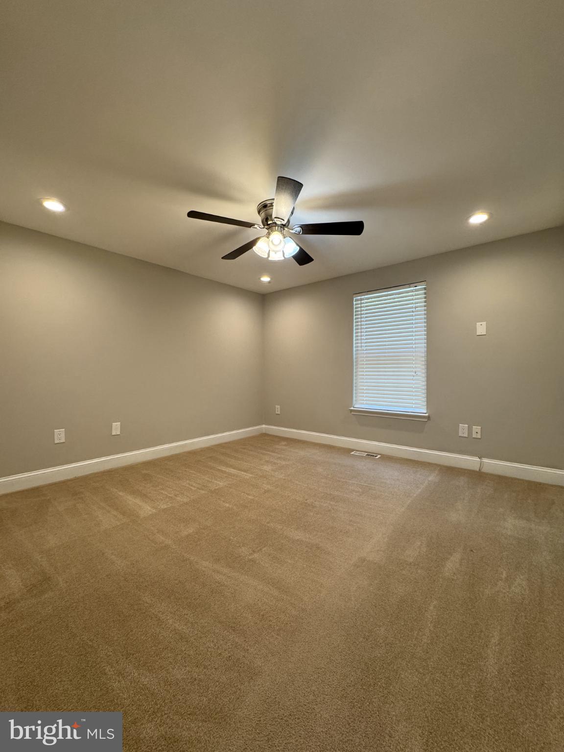 WAKEFIELD NEIGHBORHOOD - Residential