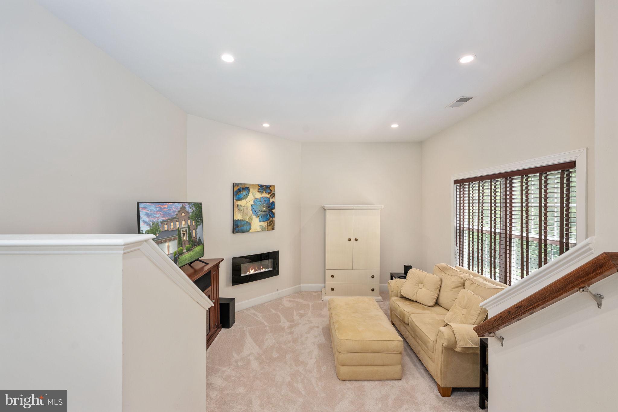 OLD MILL - Residential