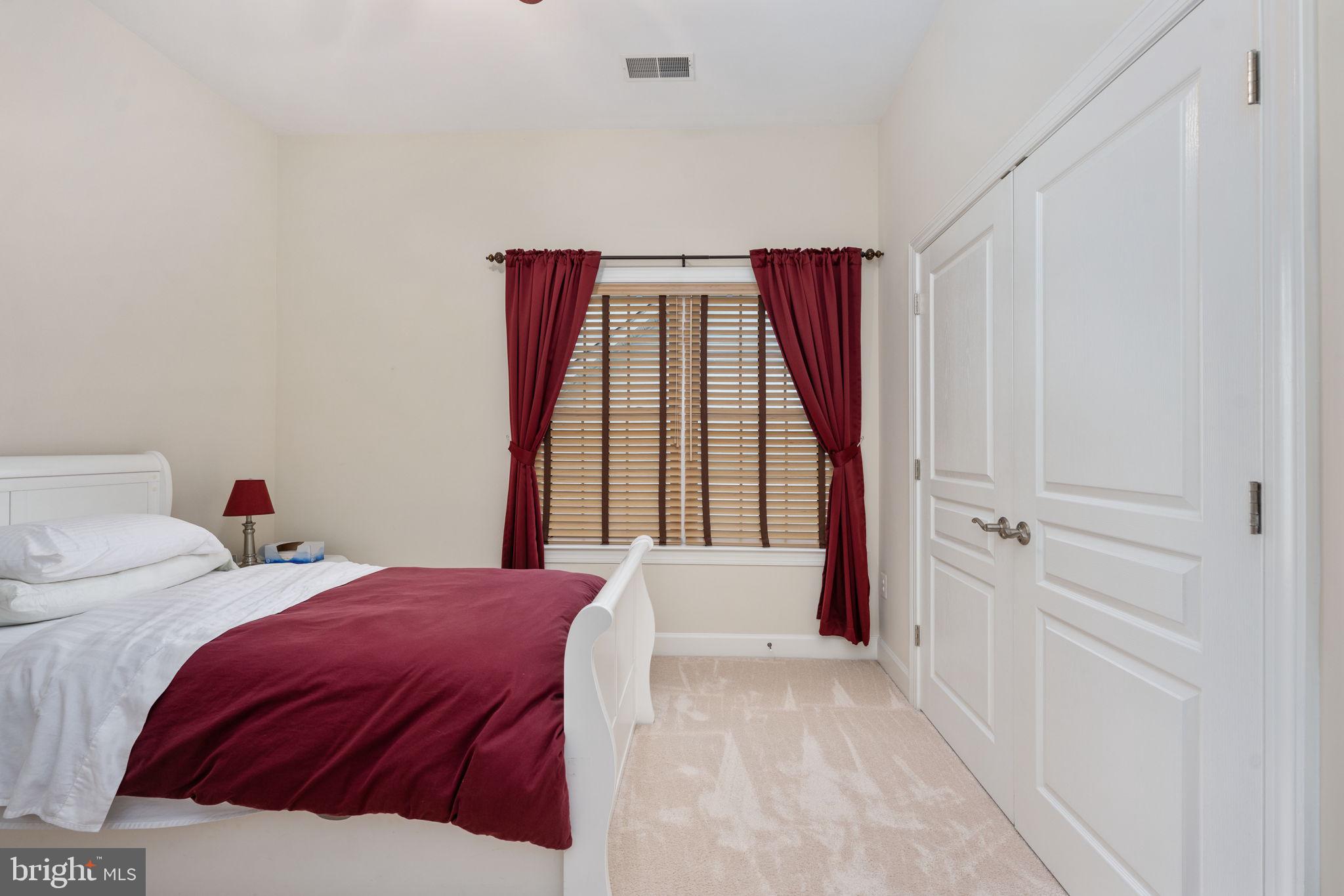 OLD MILL - Residential