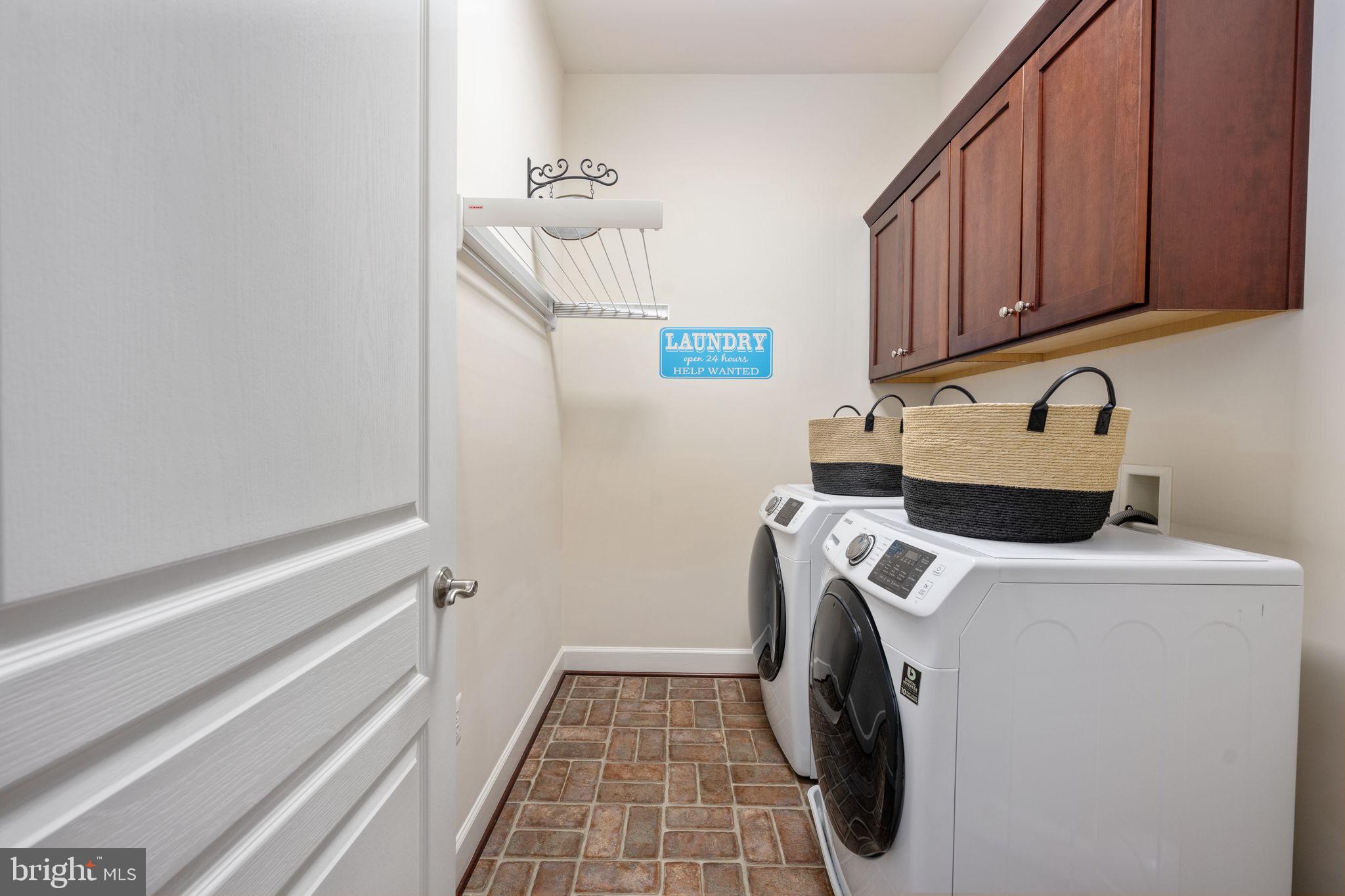 OLD MILL - Residential