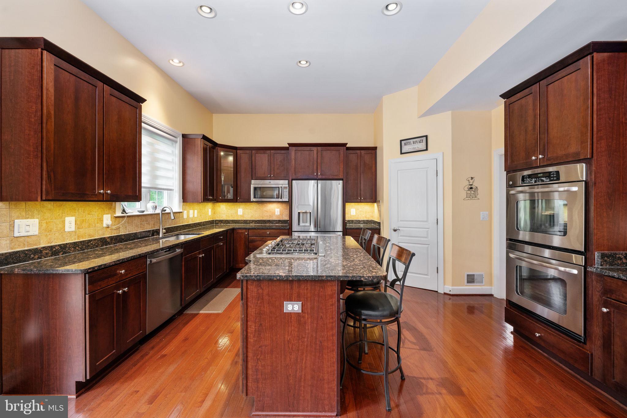 OLD MILL - Residential