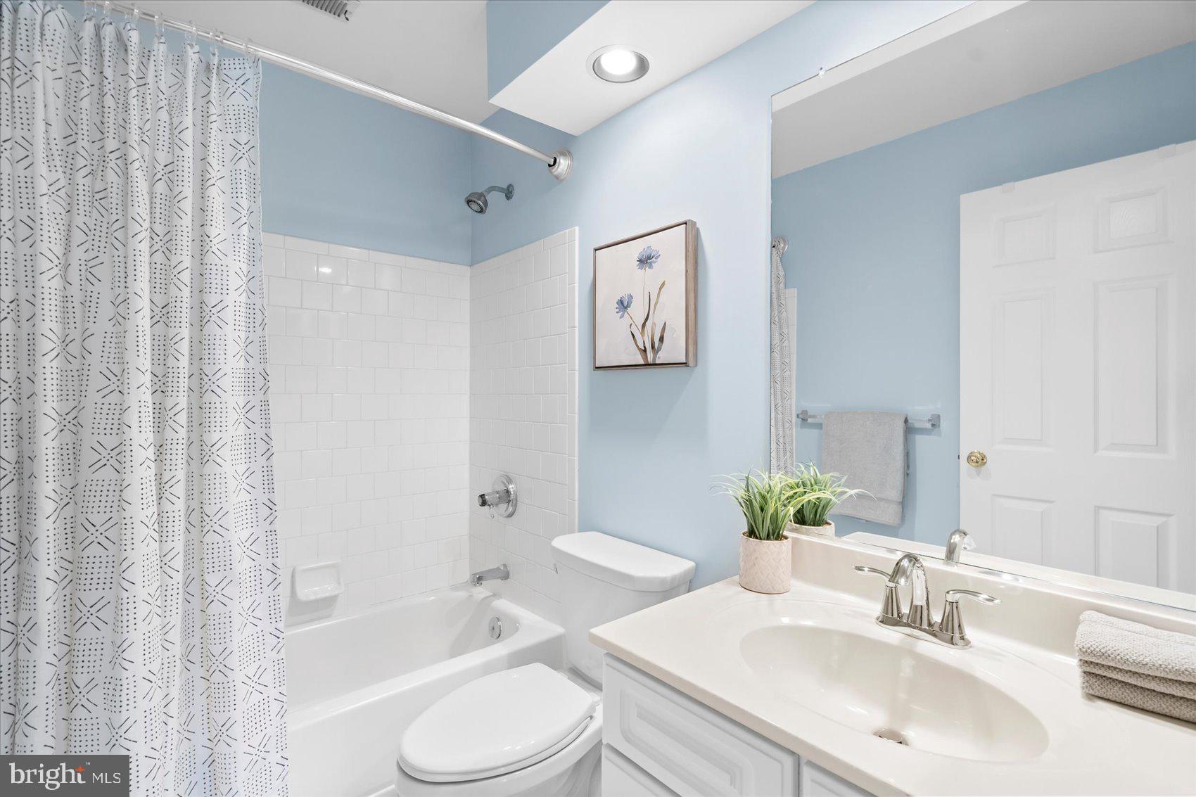 FAIRWIND FARMS - Residential