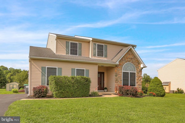 409 E PENN ST, TOPTON, PA 19562 - Image 8de10e440e0f0566a4eaa447c85cd732/2977977738