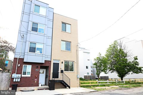 1936 N 3RD STREET PHILADELPHIA PA 19122