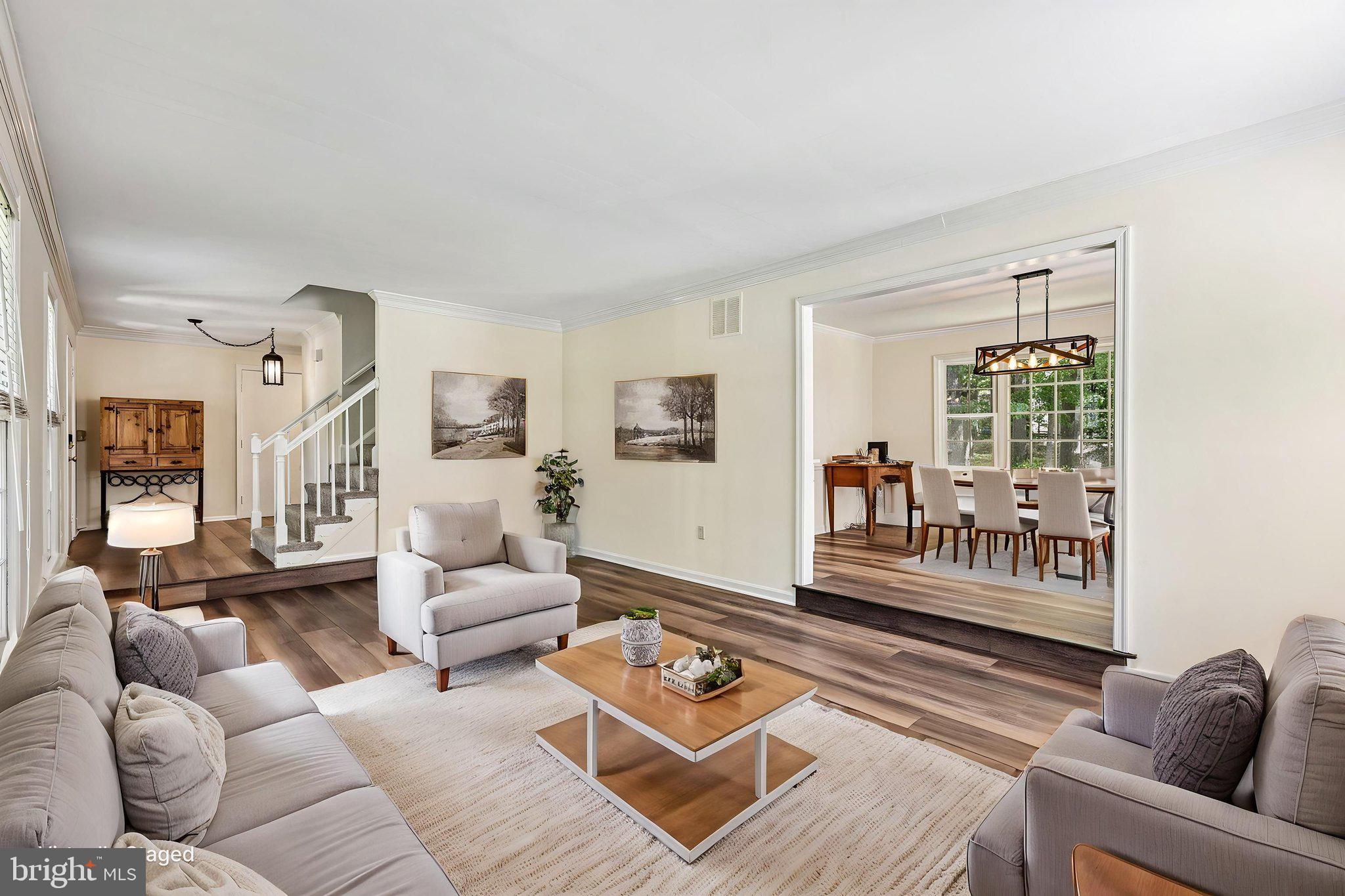 RESTON - Residential