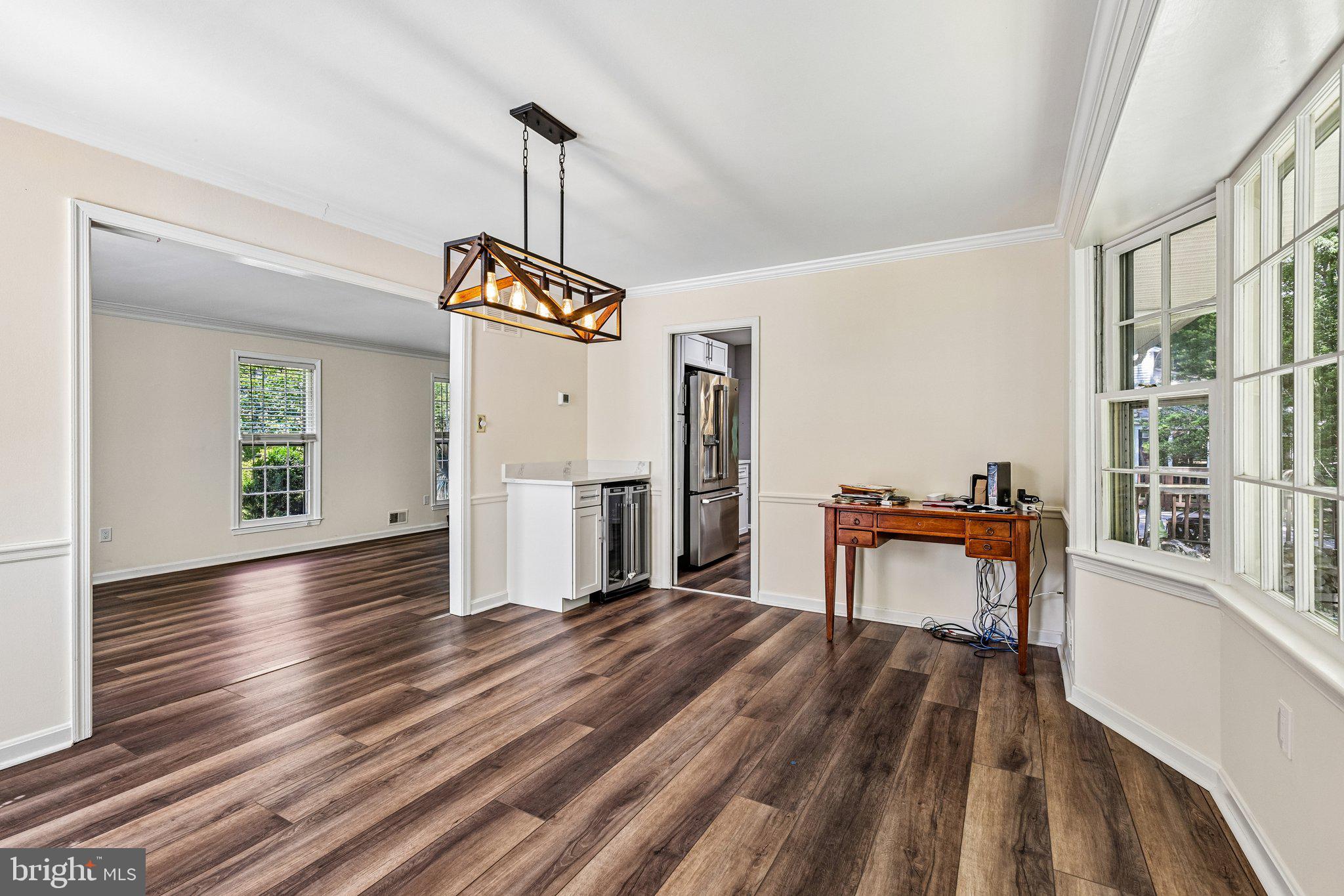 RESTON - Residential