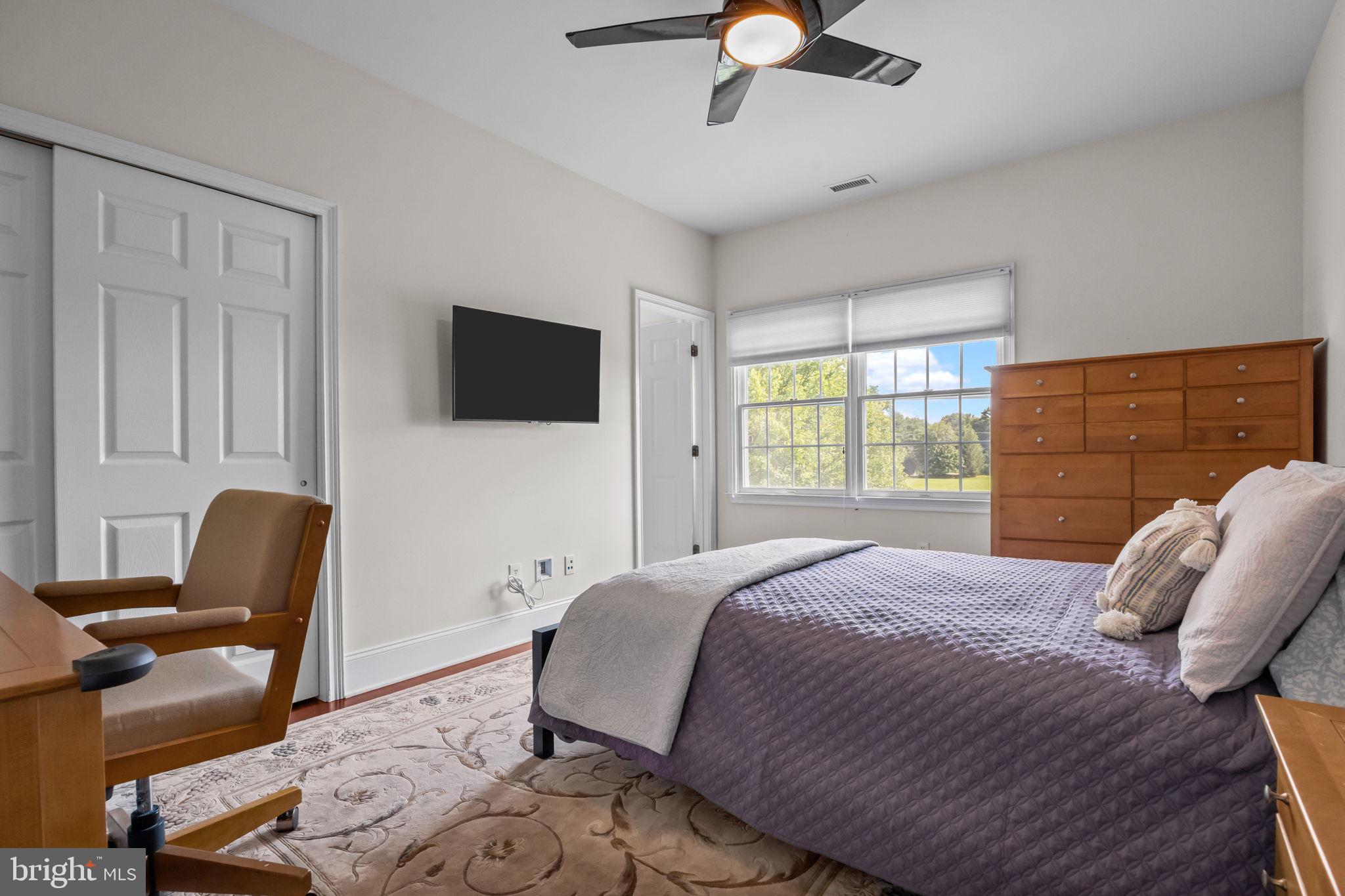 LINTON HILL CHASE - Residential