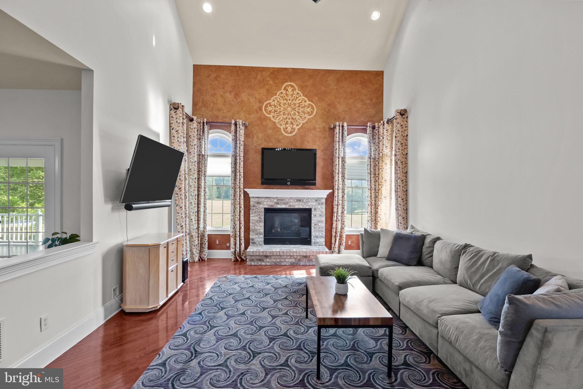 LINTON HILL CHASE - Residential