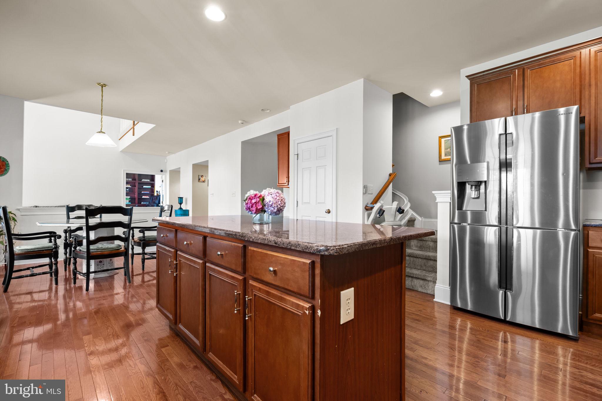 LINTON HILL CHASE - Residential