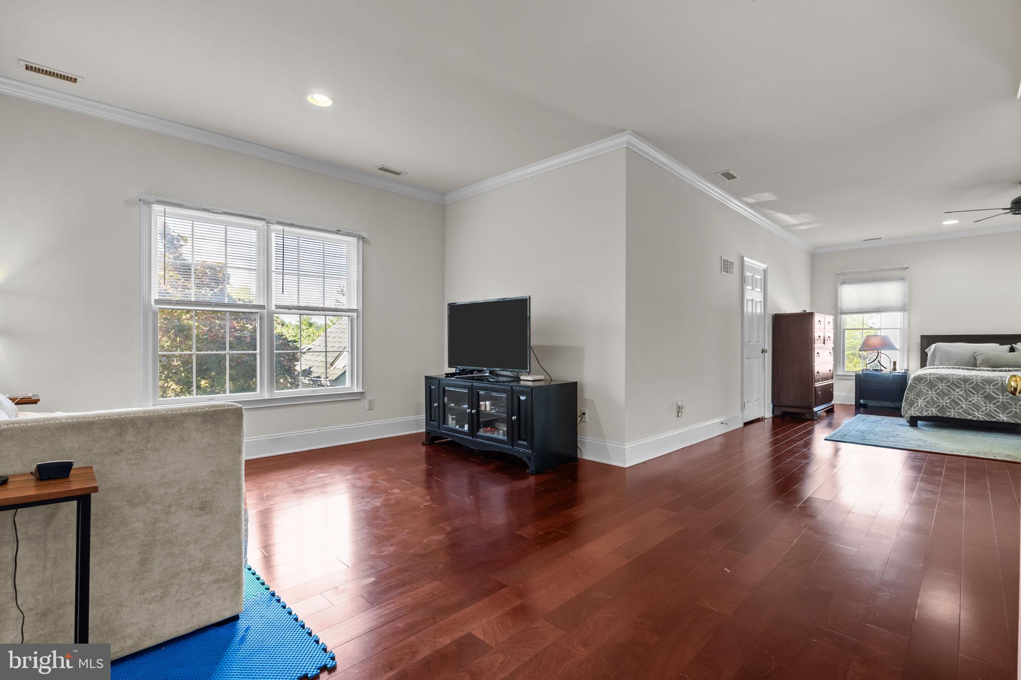 LINTON HILL CHASE - Residential