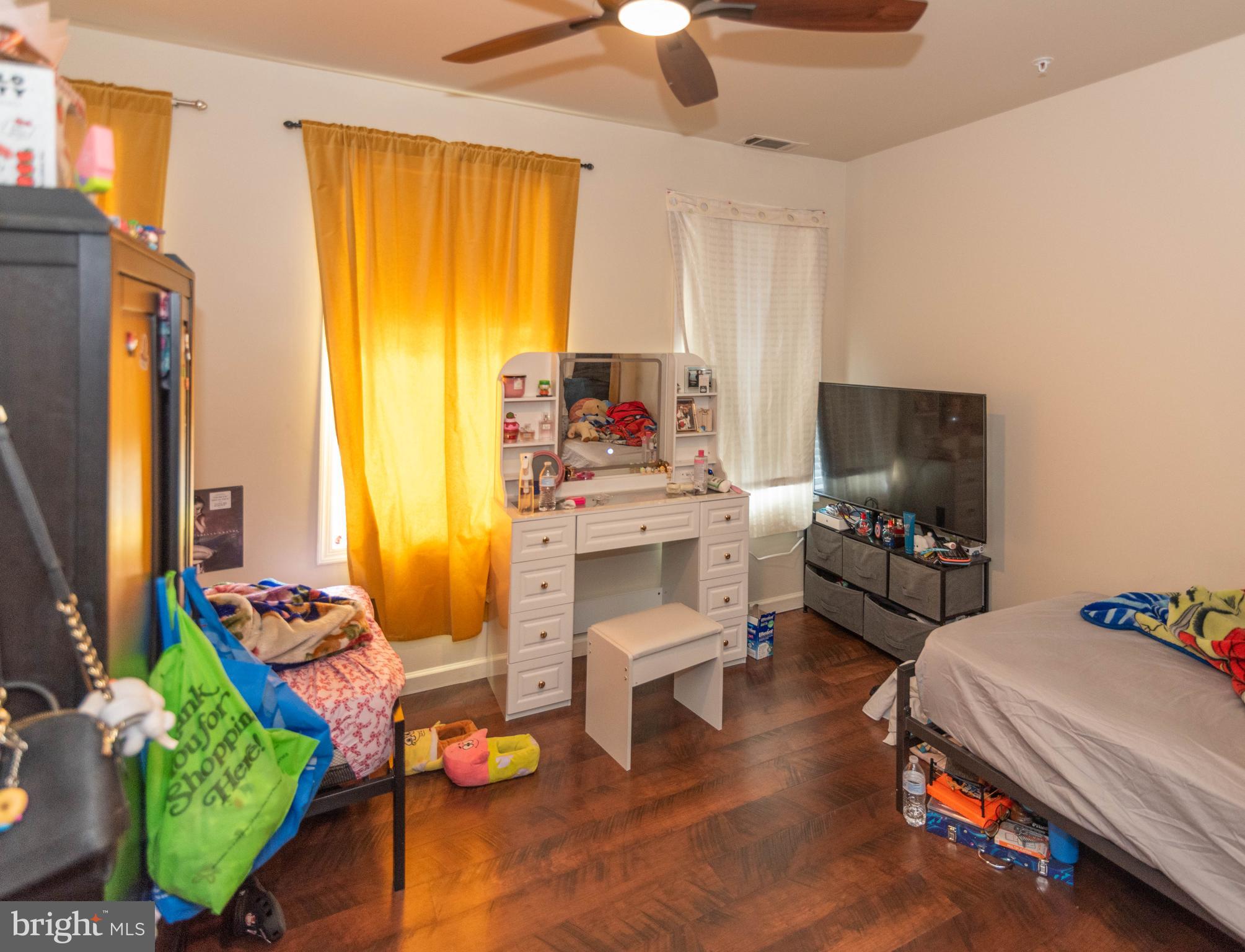 FELLS POINT HISTORIC DISTRICT - Commercial Sale