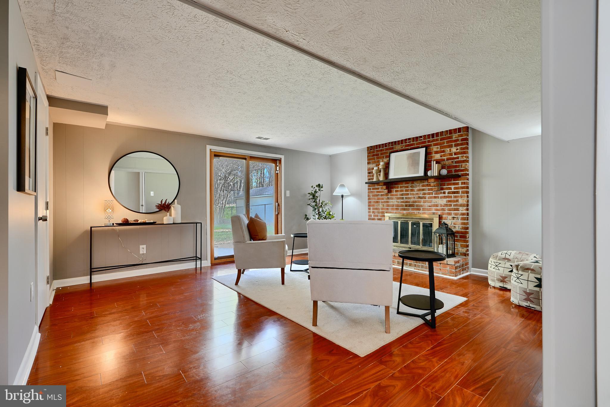 KINGS POINT - Residential