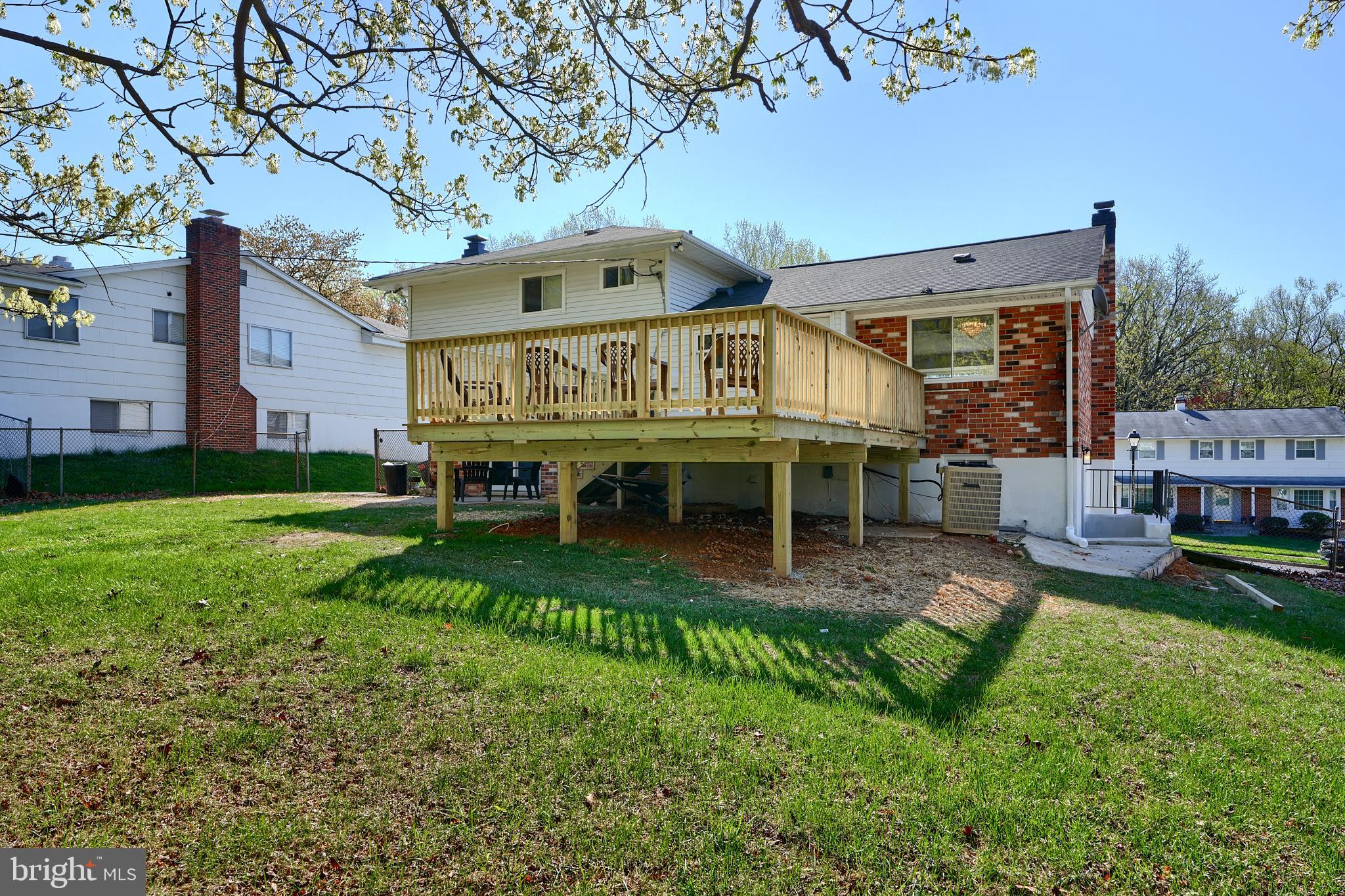 KINGS POINT - Residential