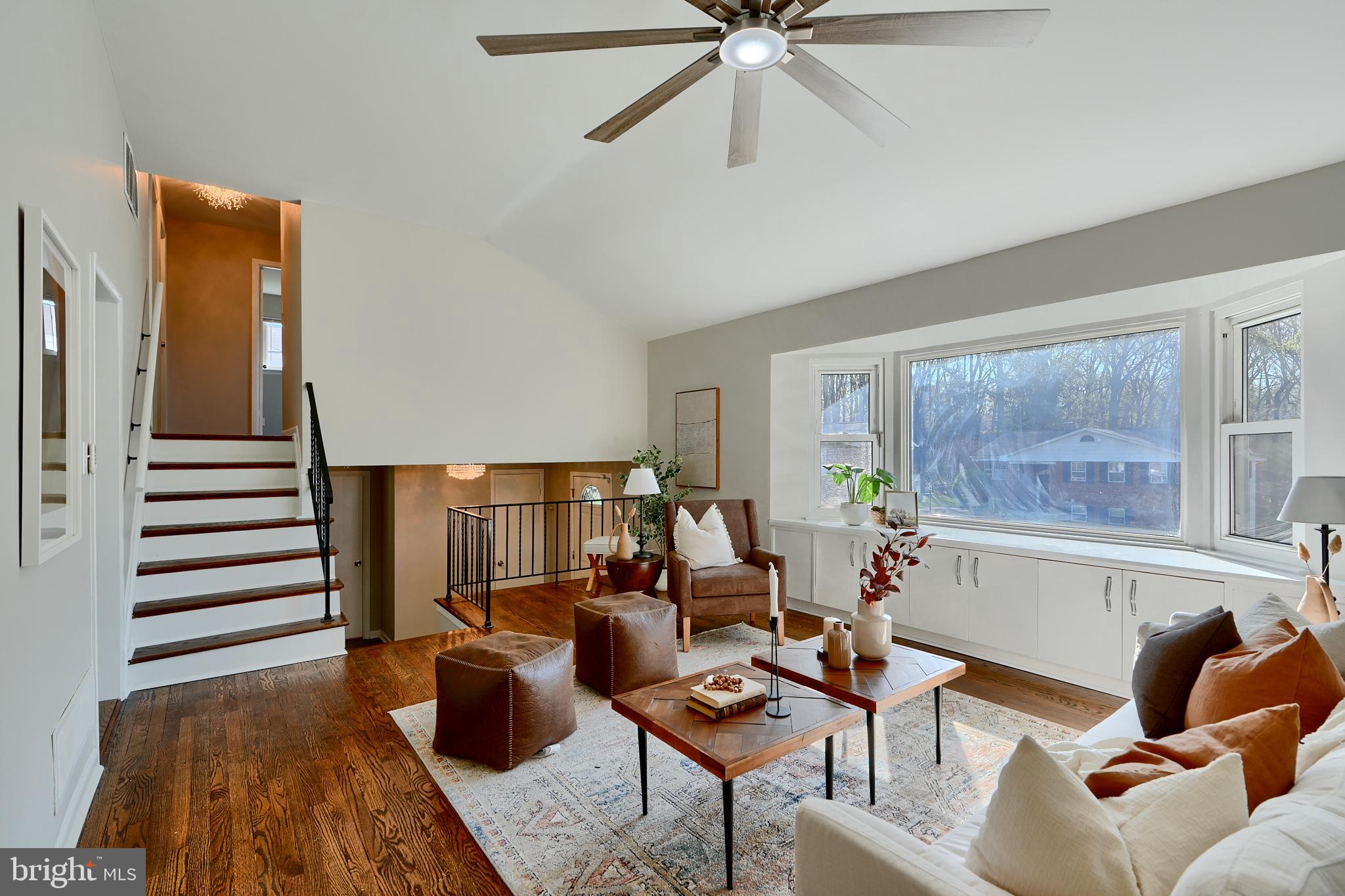 KINGS POINT - Residential