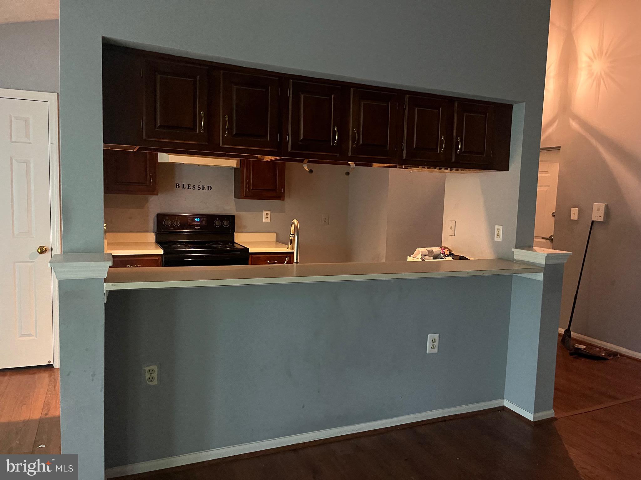 WOODBRIDGE CENTER - Residential Lease