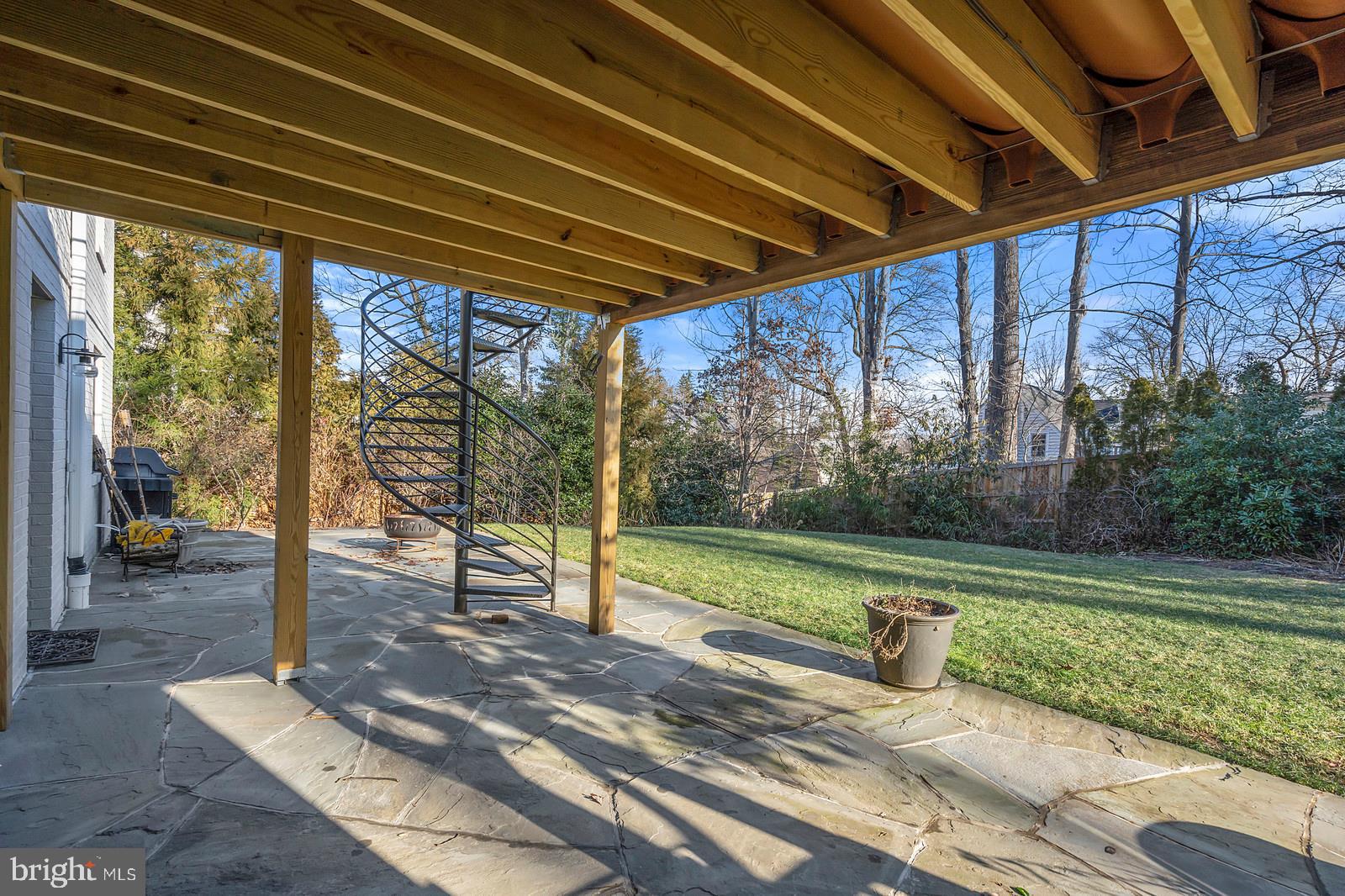 YORKTOWN - Residential