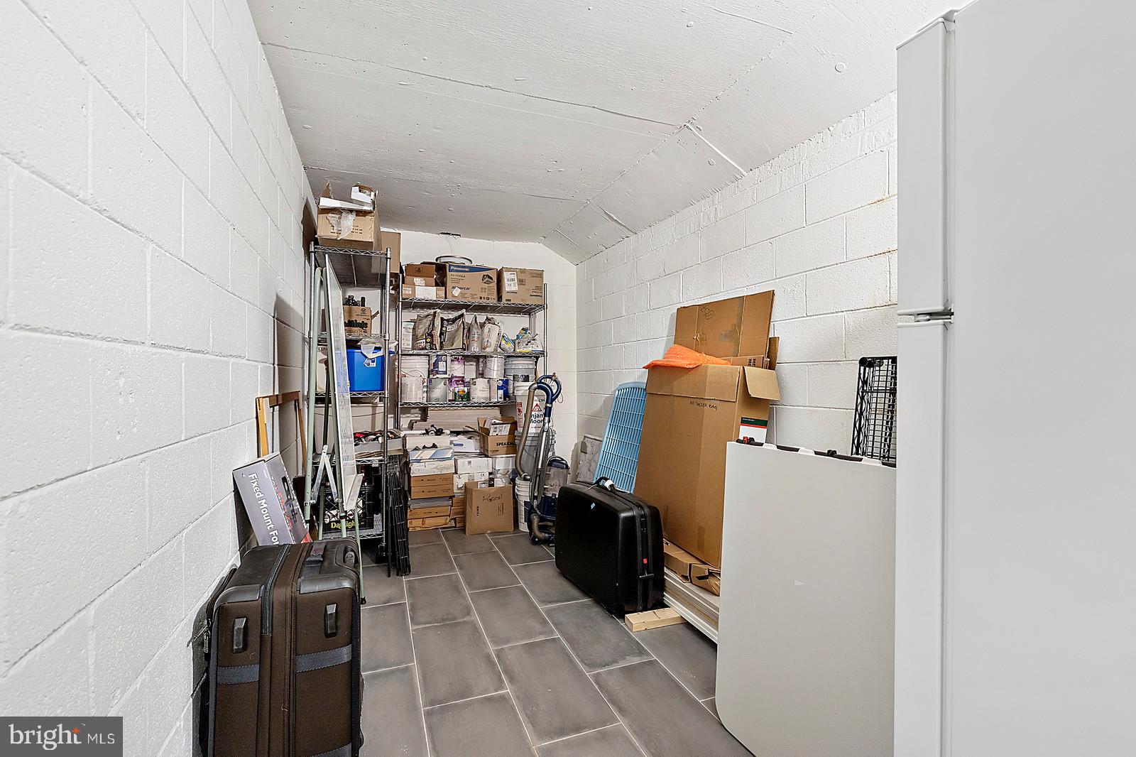 YORKTOWN - Residential