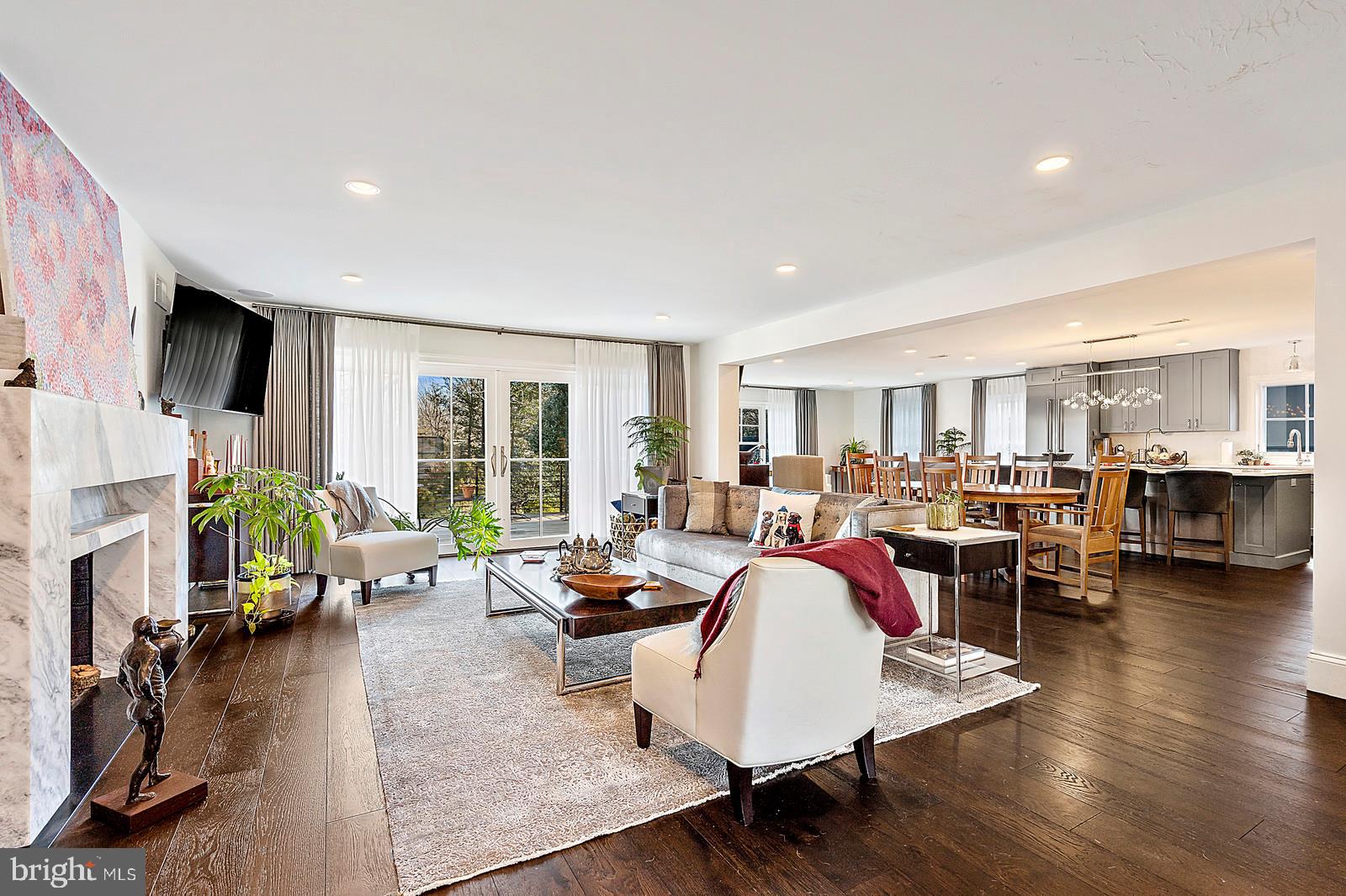 YORKTOWN - Residential